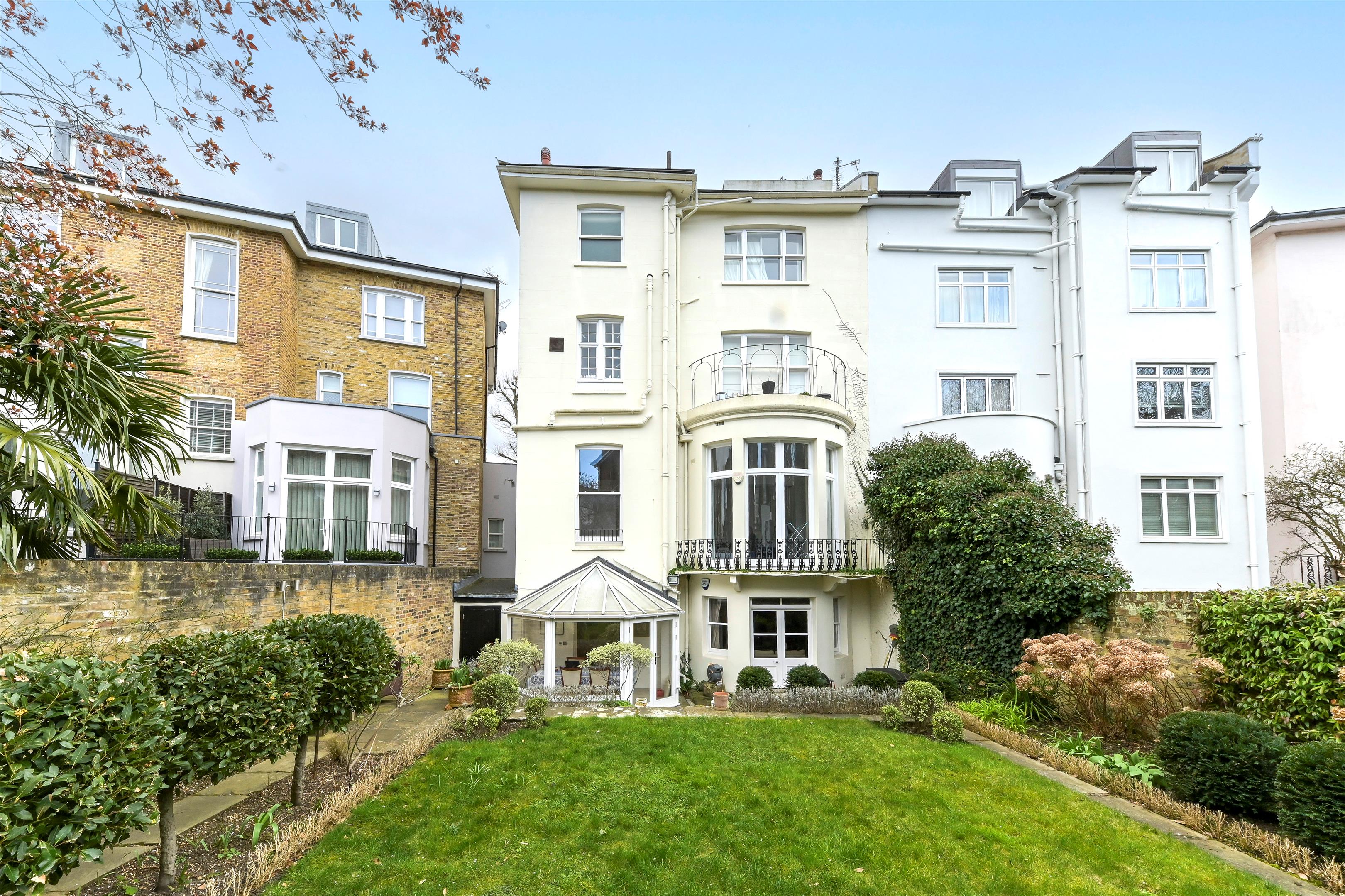 Buckland Crescent, London NW3