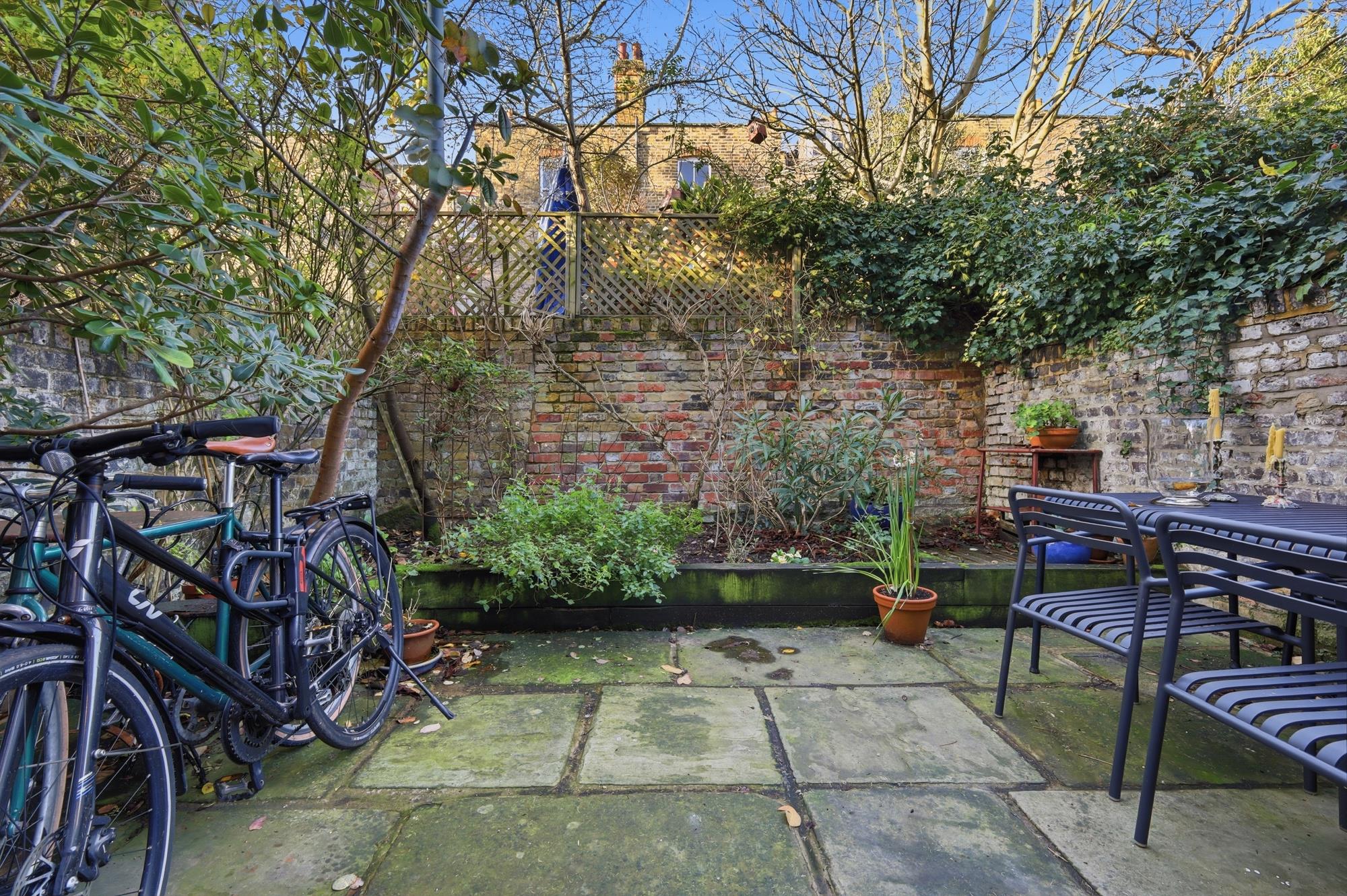 Lisburne Road, London, NW3