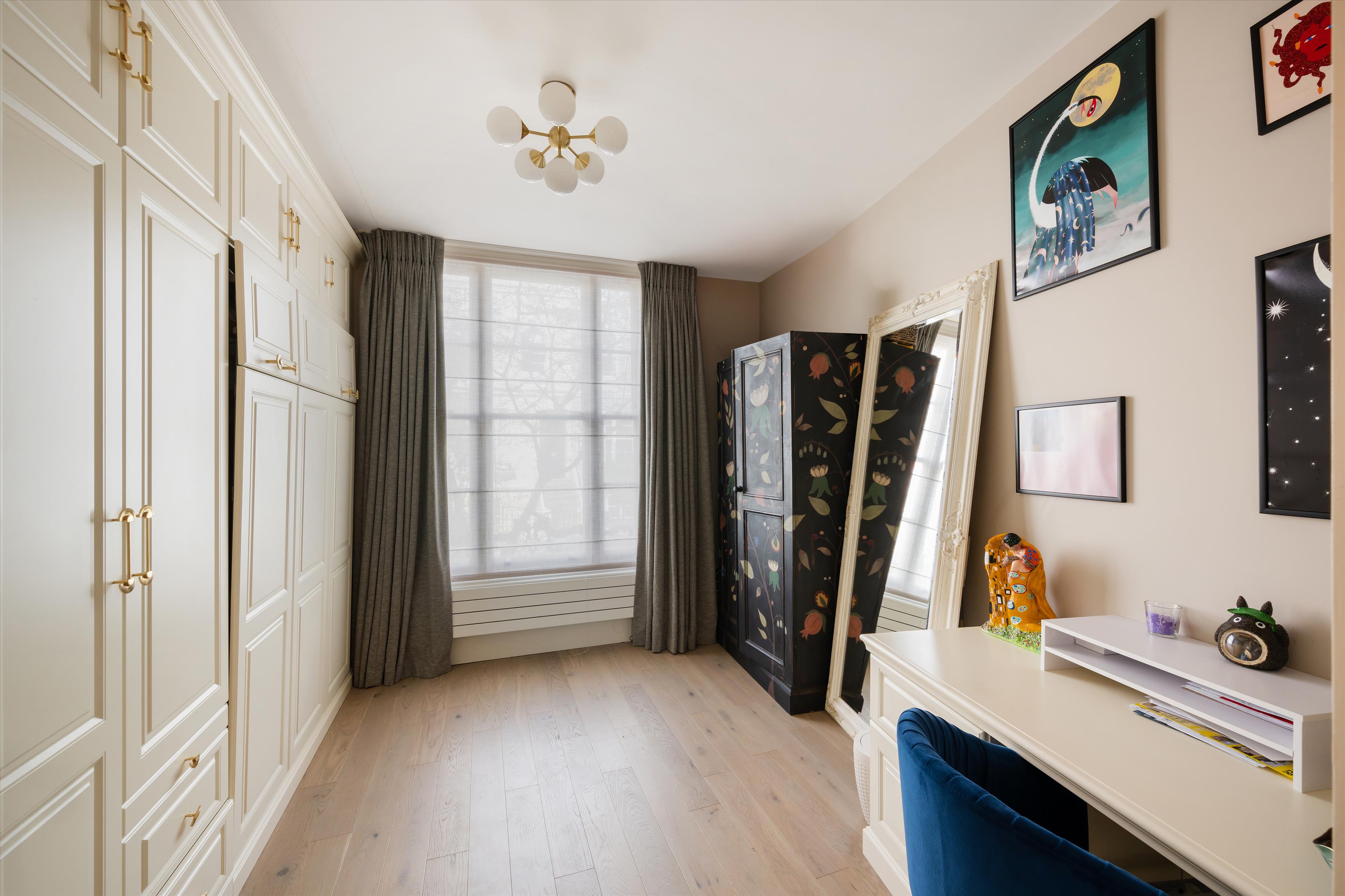 Modbury Gardens, London NW5
