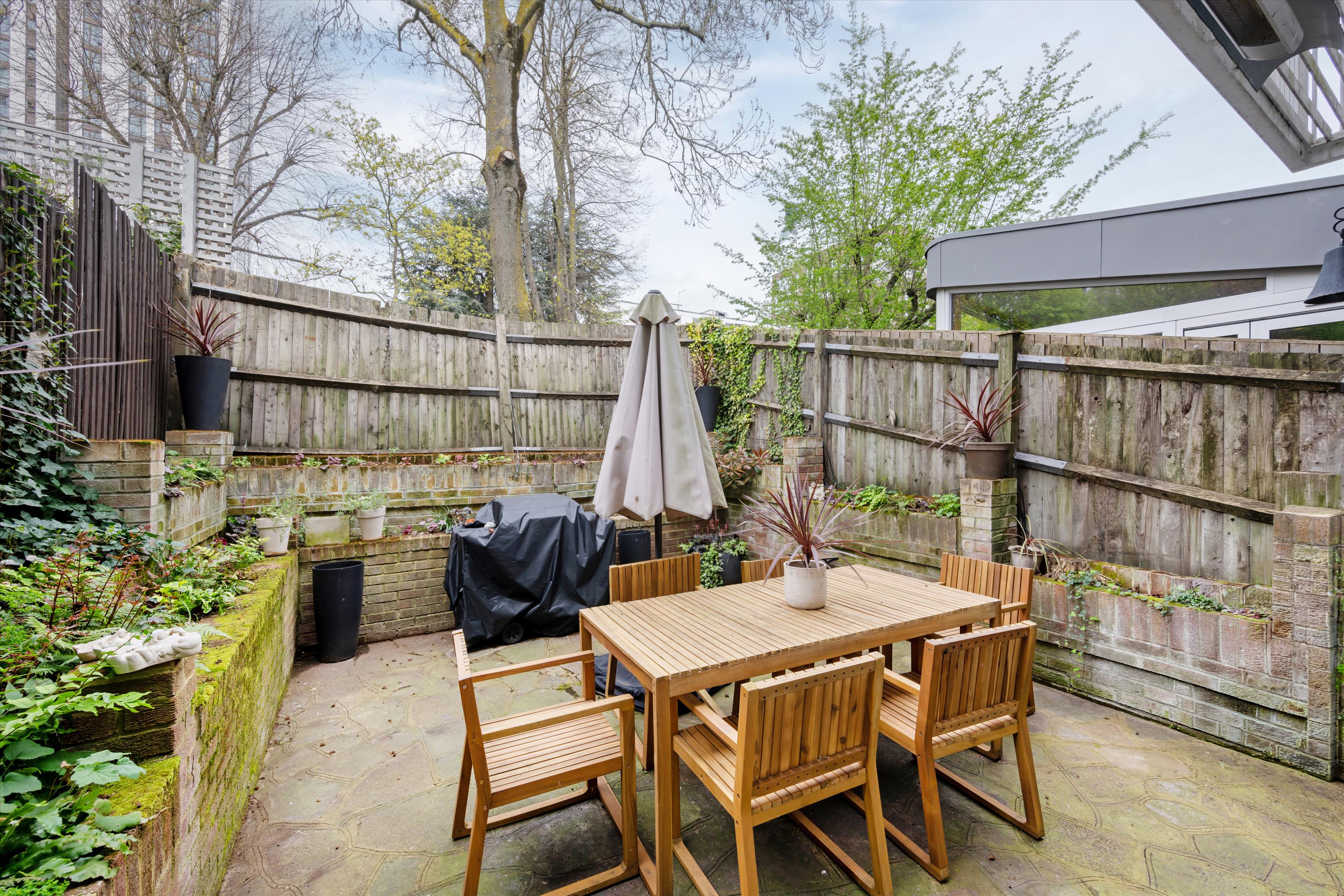 Quickswood, London NW3