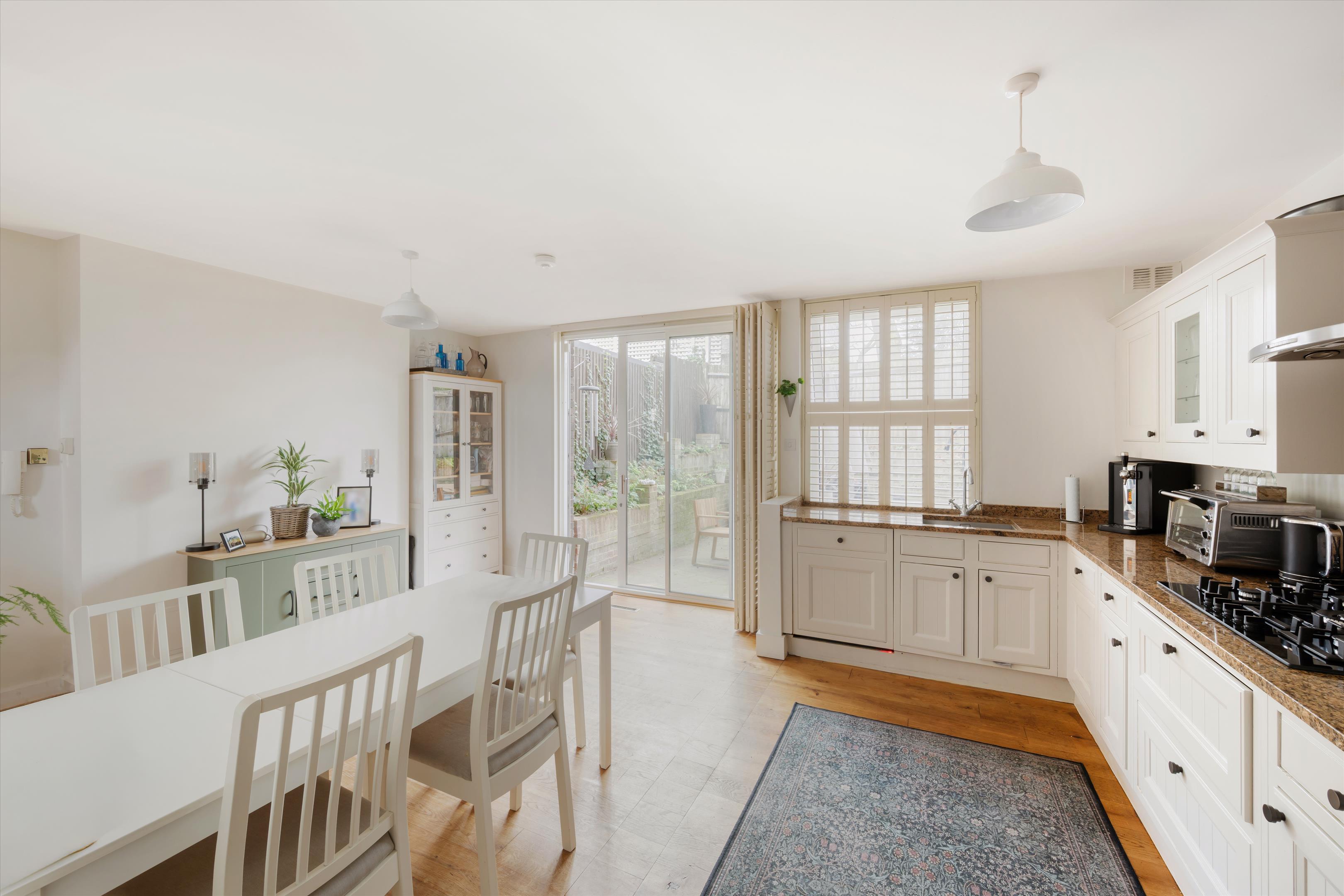 Quickswood, London NW3