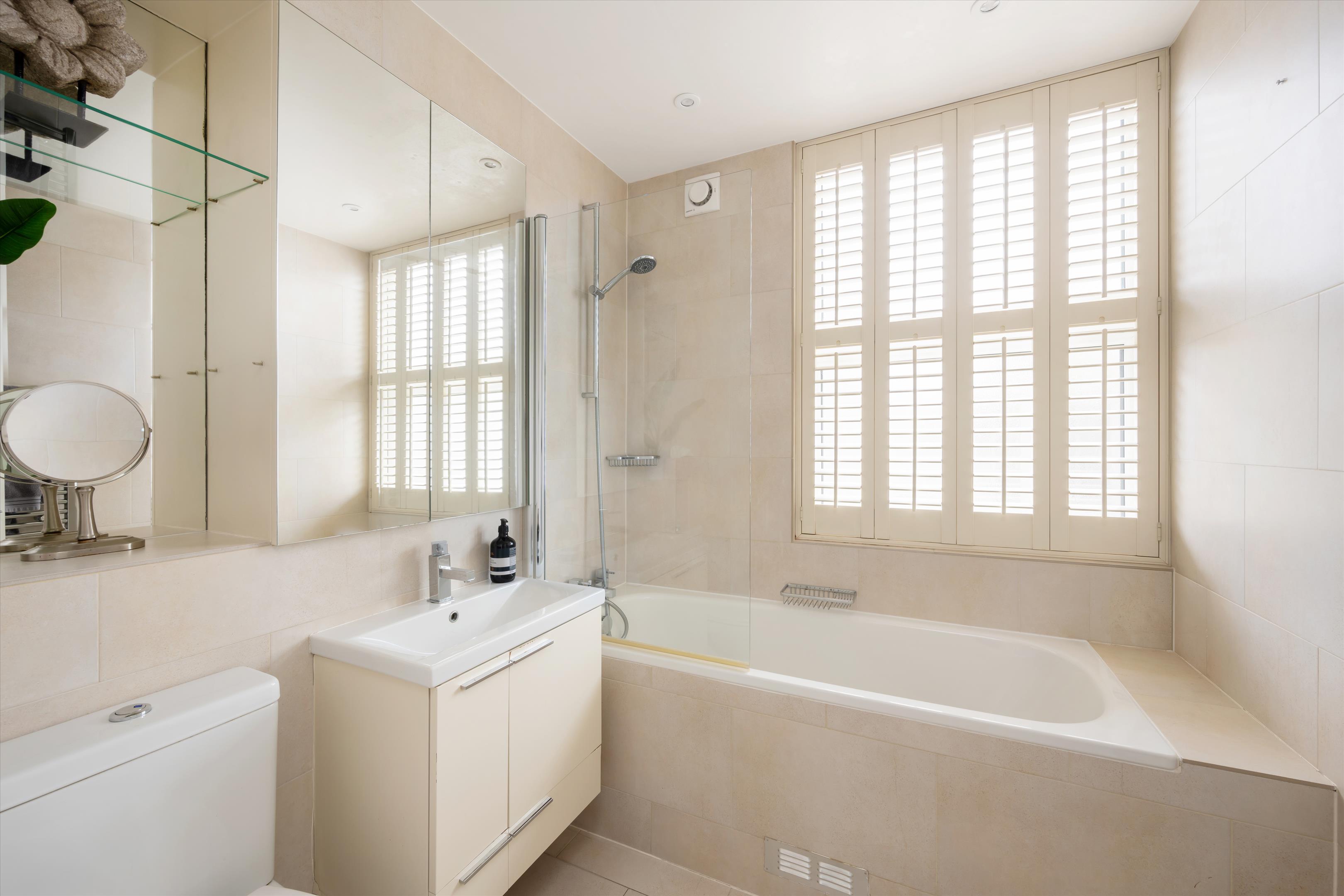 Quickswood, London NW3
