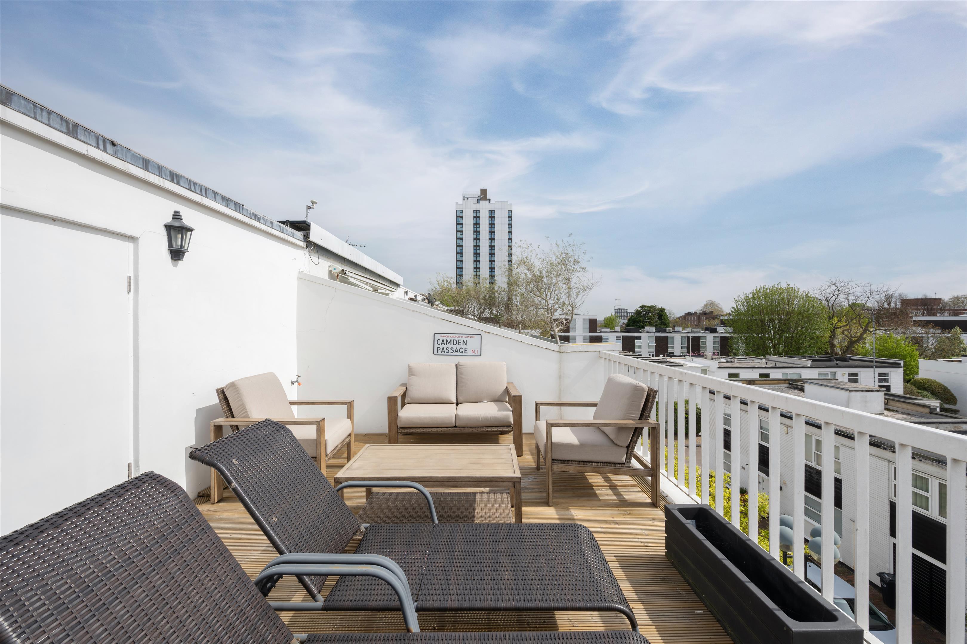 Quickswood, London NW3