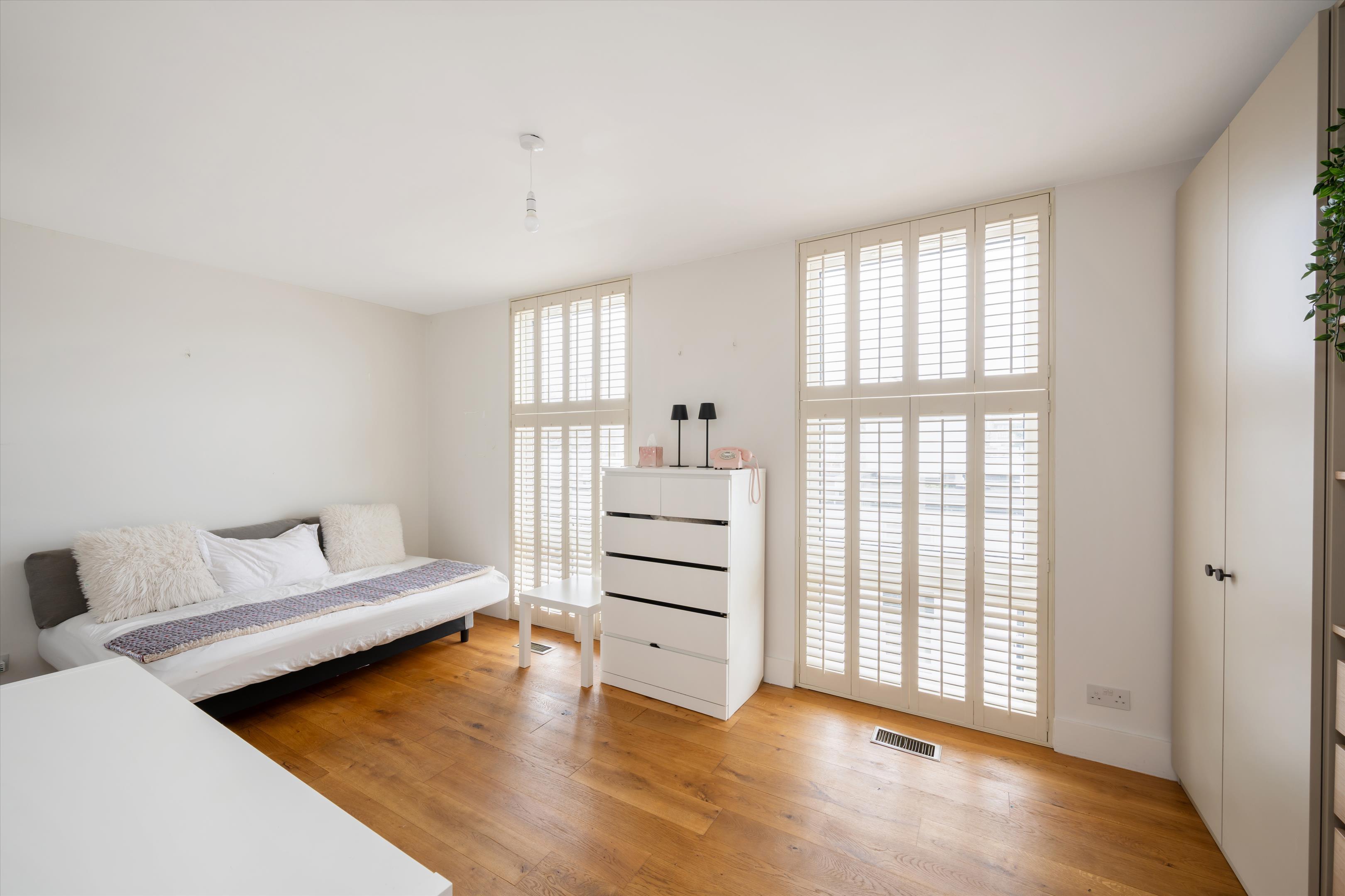 Quickswood, London NW3