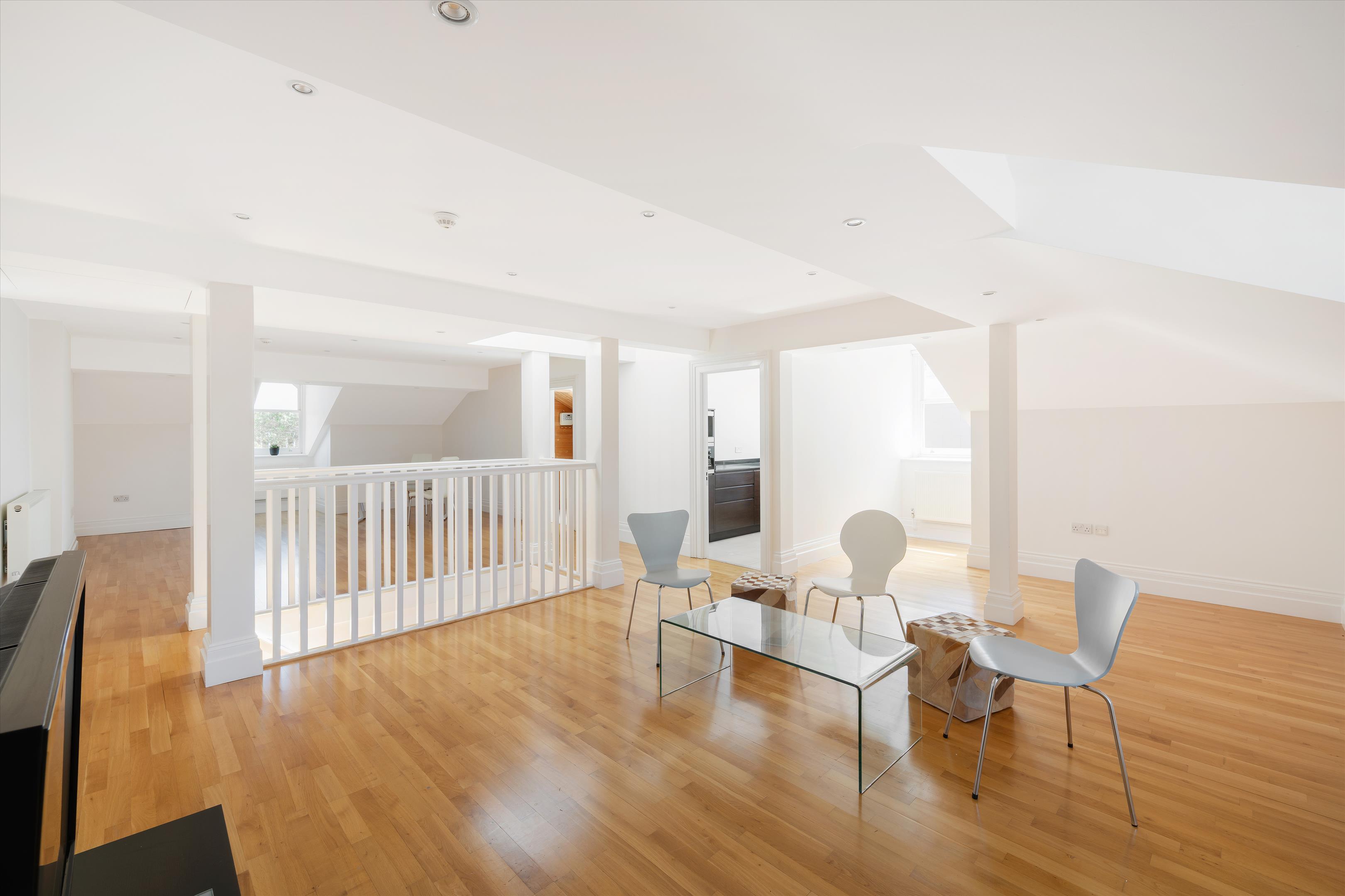 Belsize Avenue, London NW3