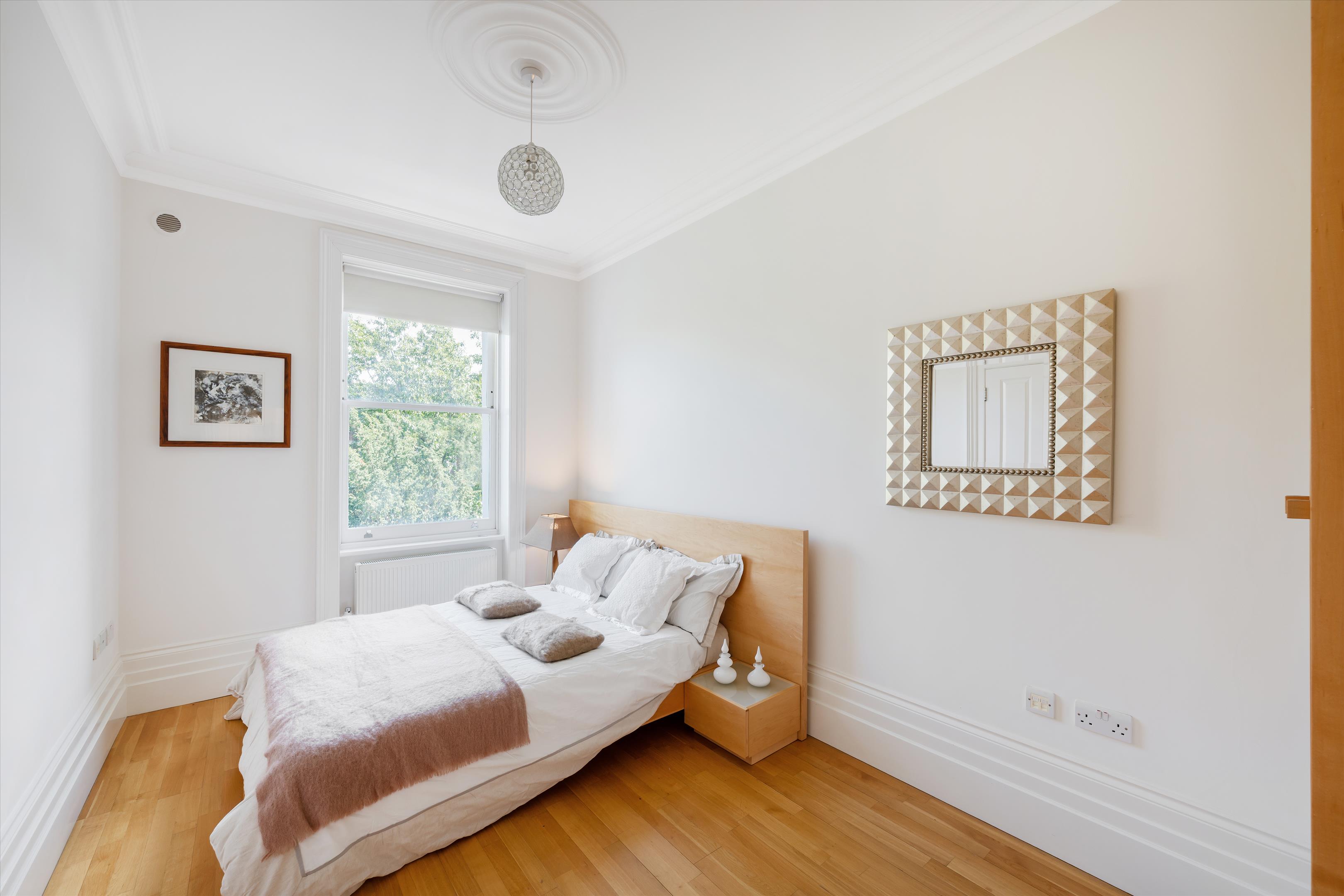Belsize Avenue, London NW3