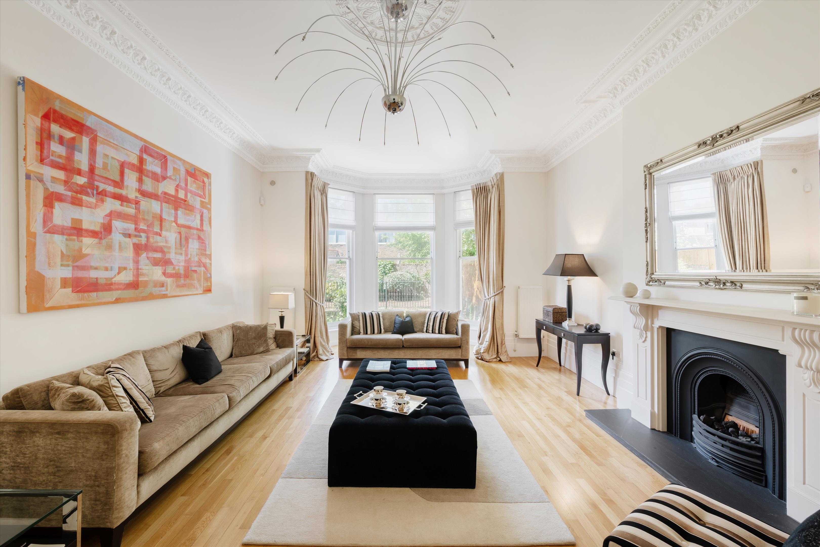 Belsize Avenue, London NW3