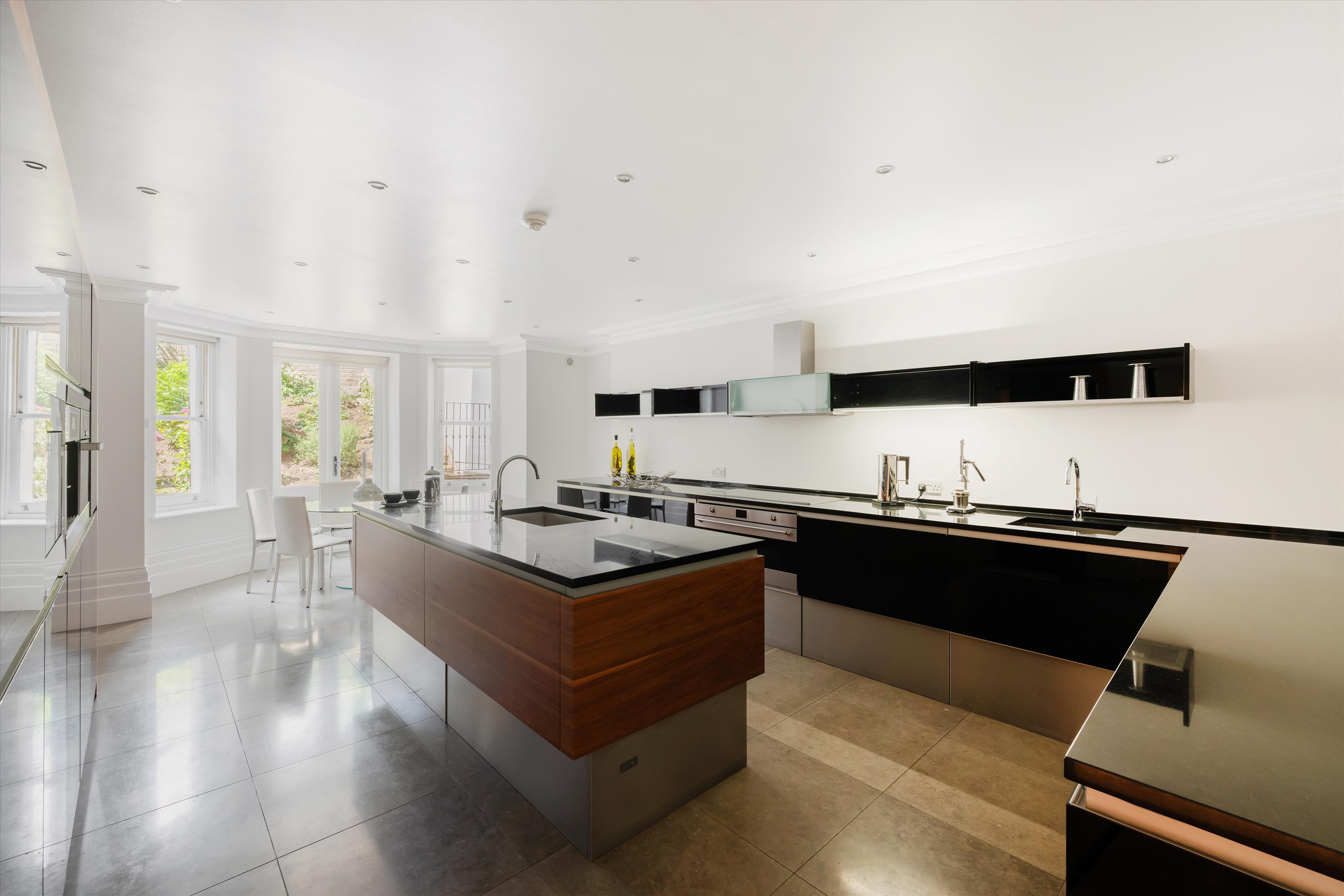 Belsize Avenue, London NW3