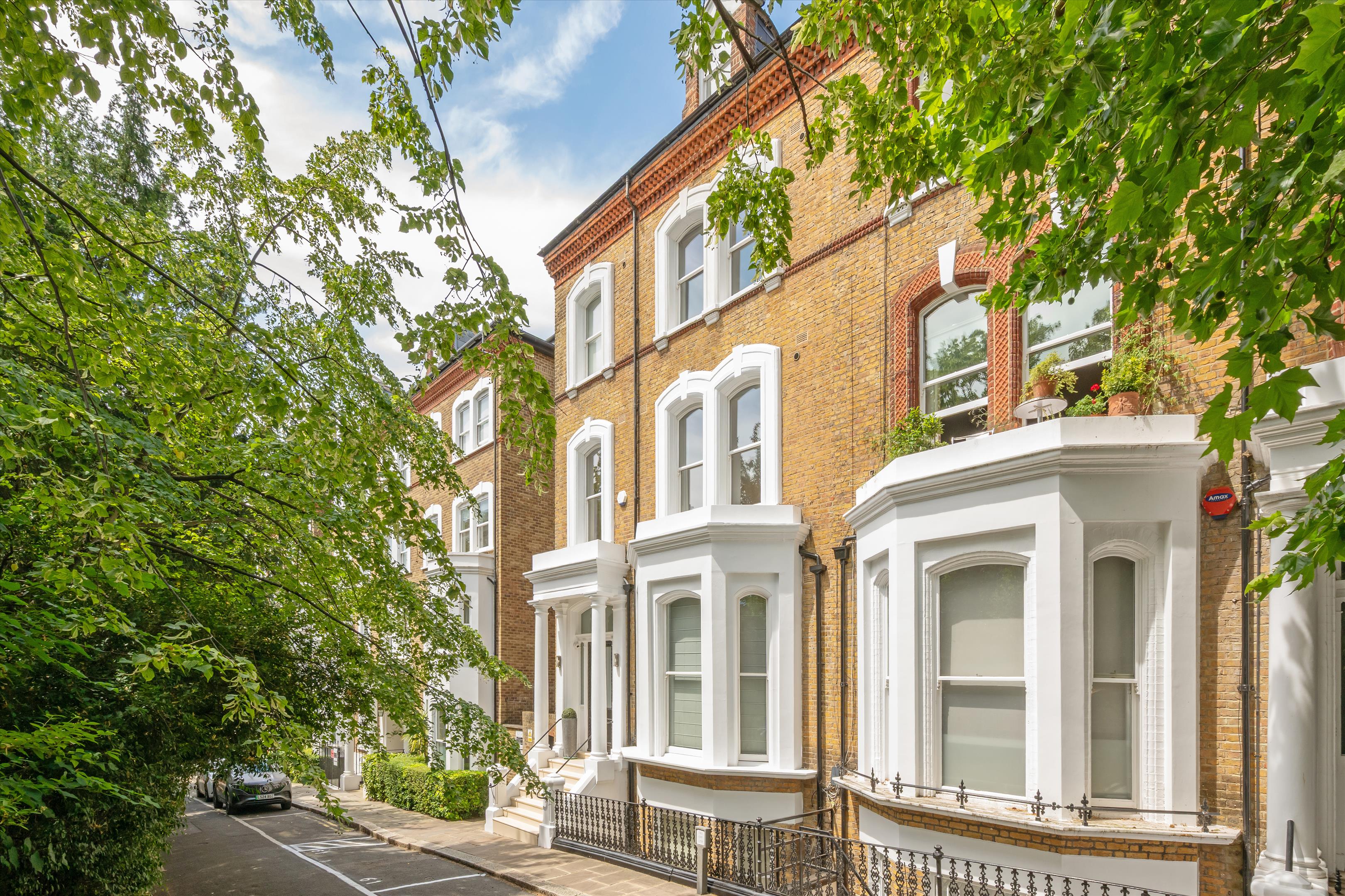 Belsize Avenue, London NW3