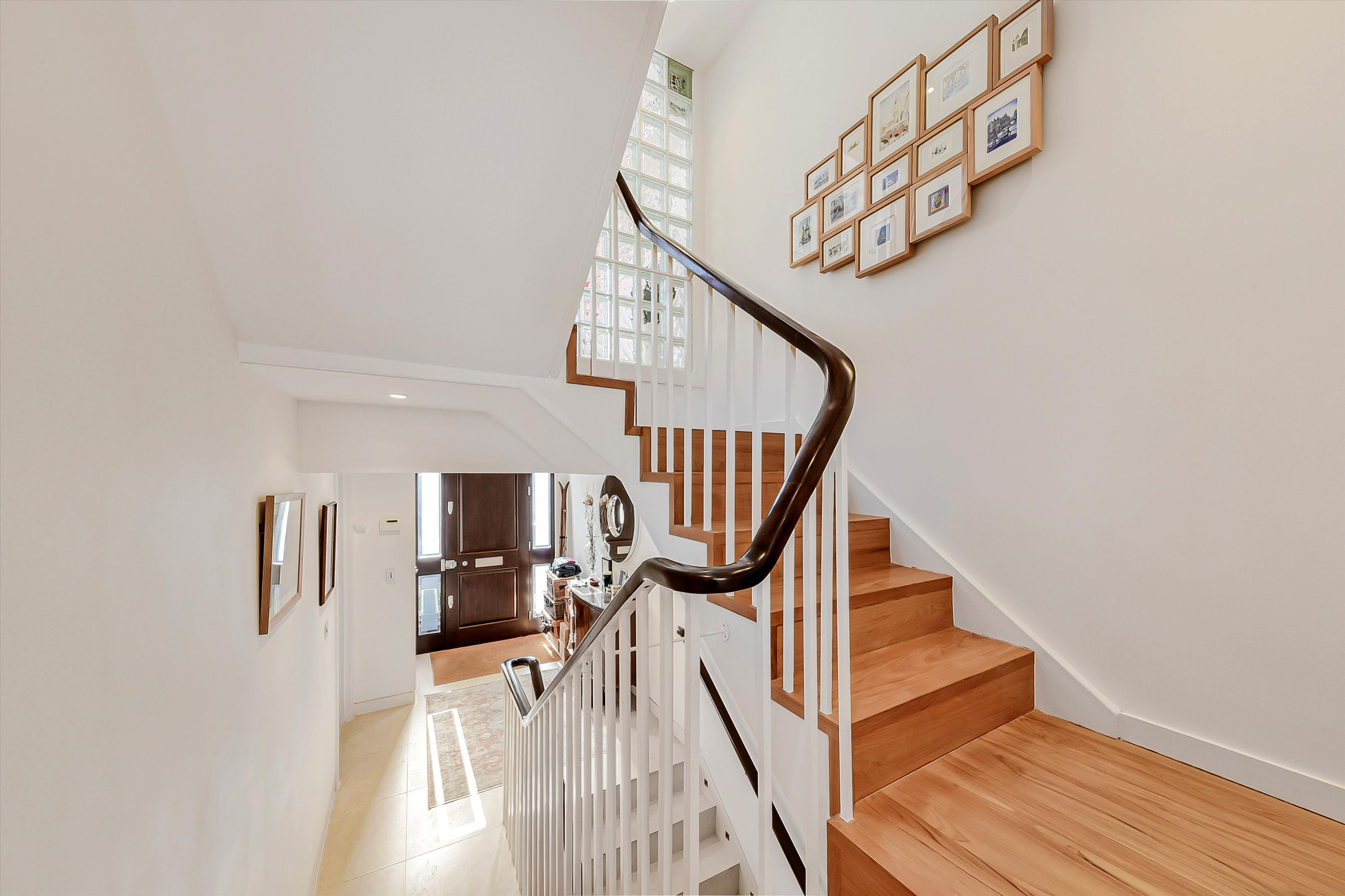Meadowbank, London NW3