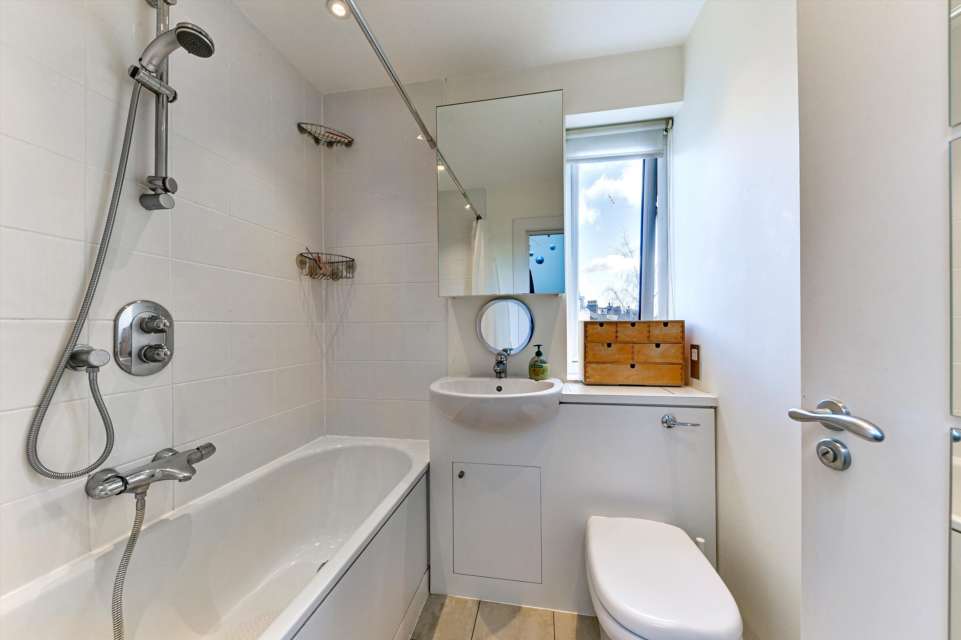 Meadowbank, London NW3