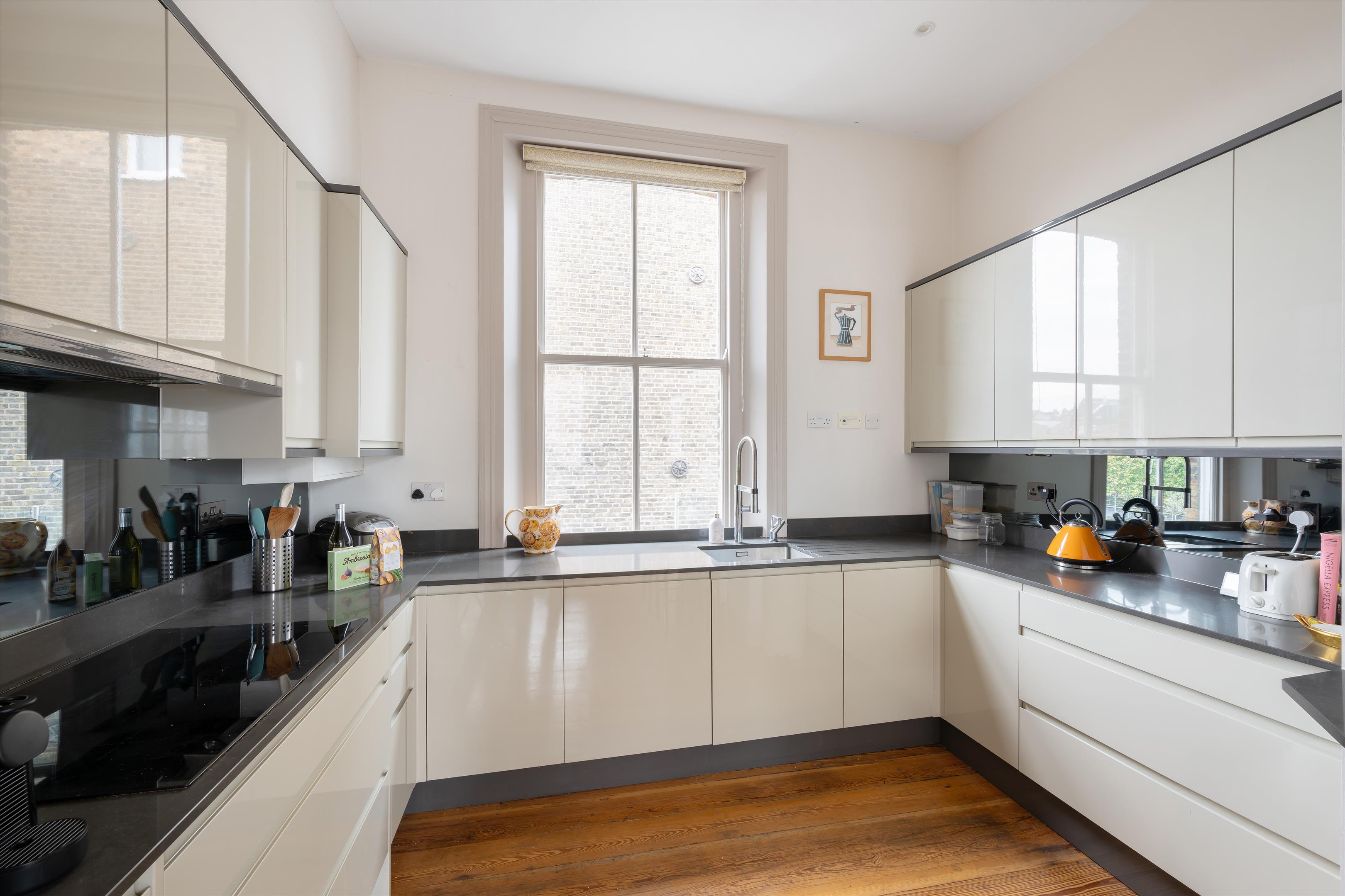 Chalcot Road, London NW1