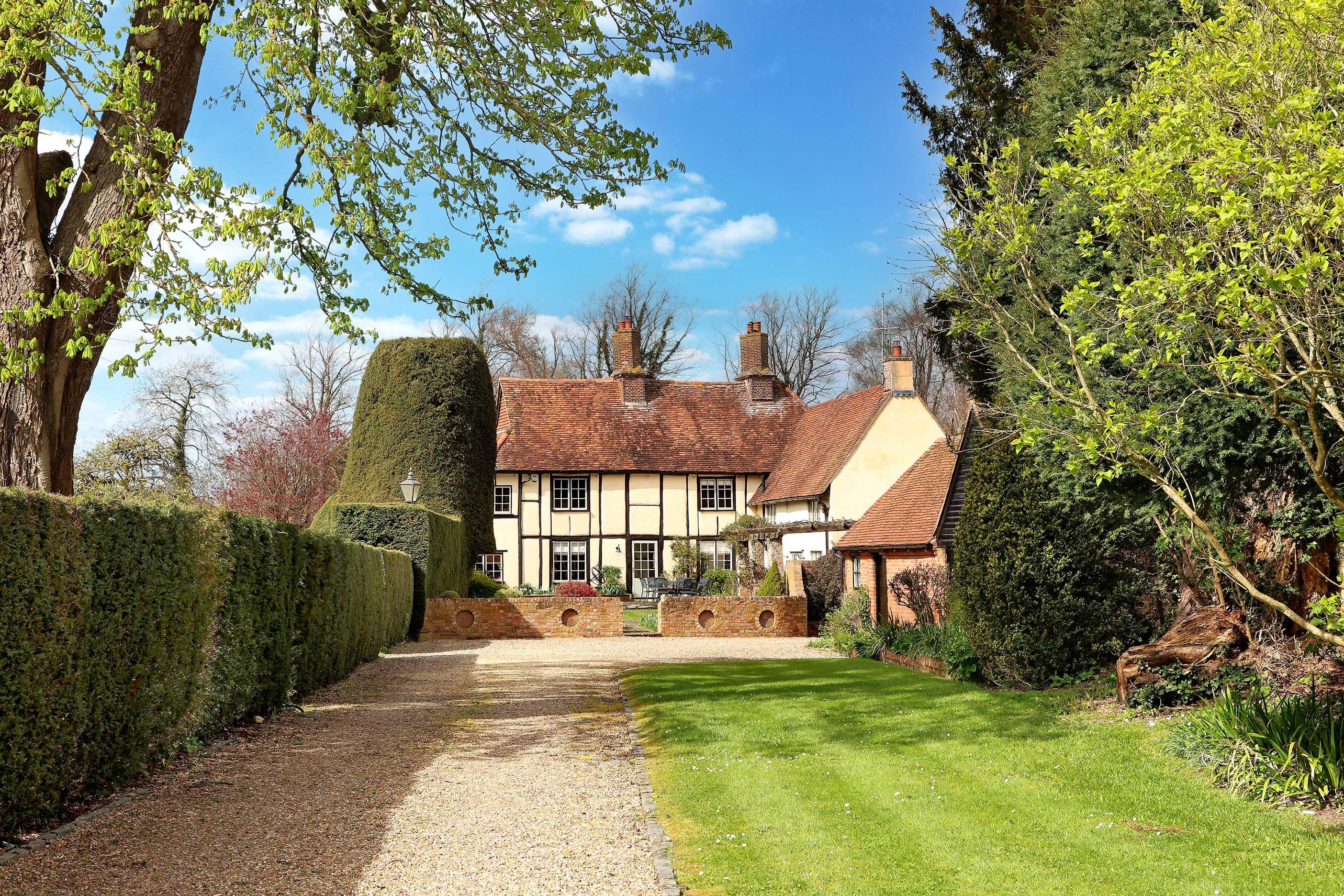 Buckland, Aylesbury, HP22