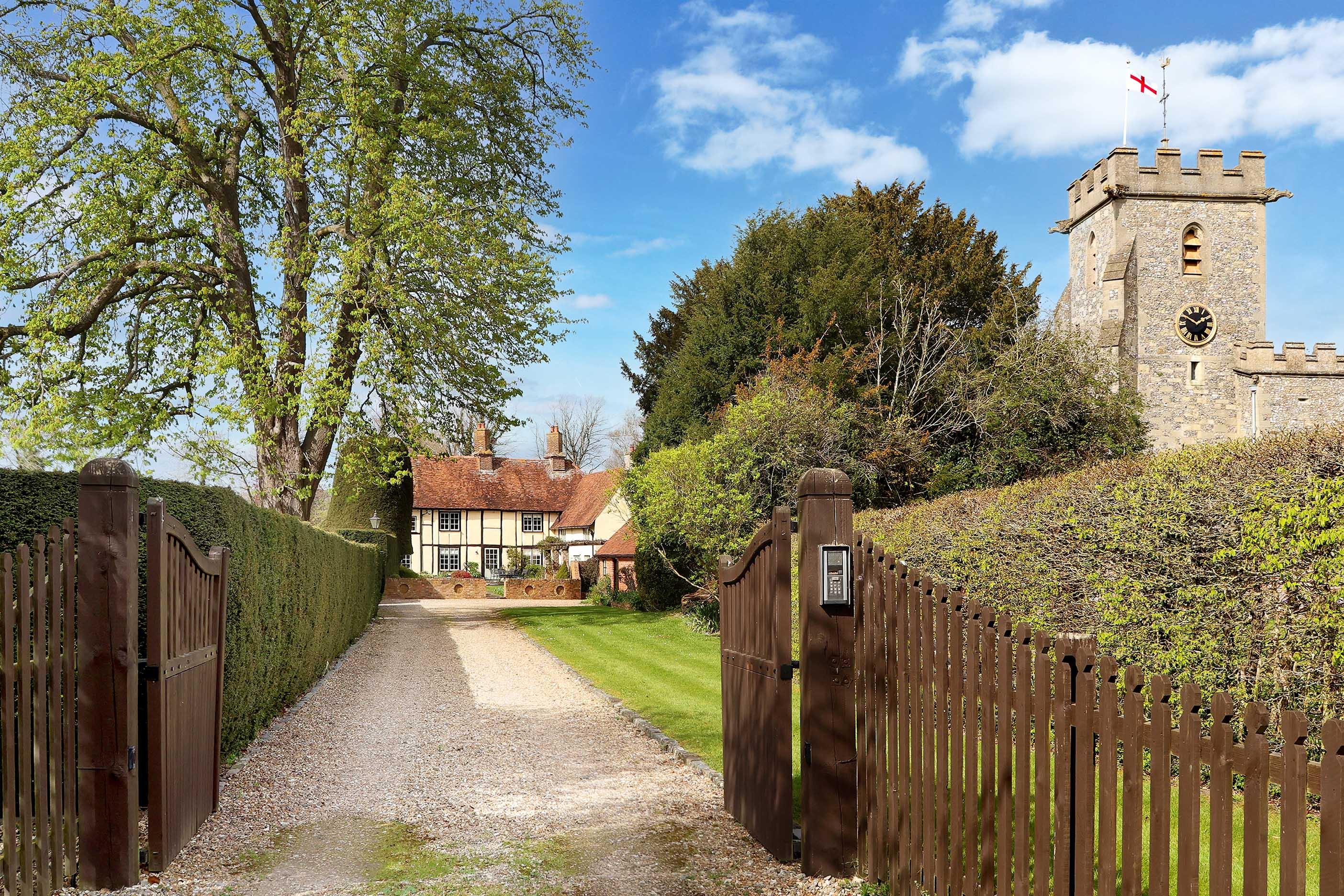 Buckland, Aylesbury, HP22