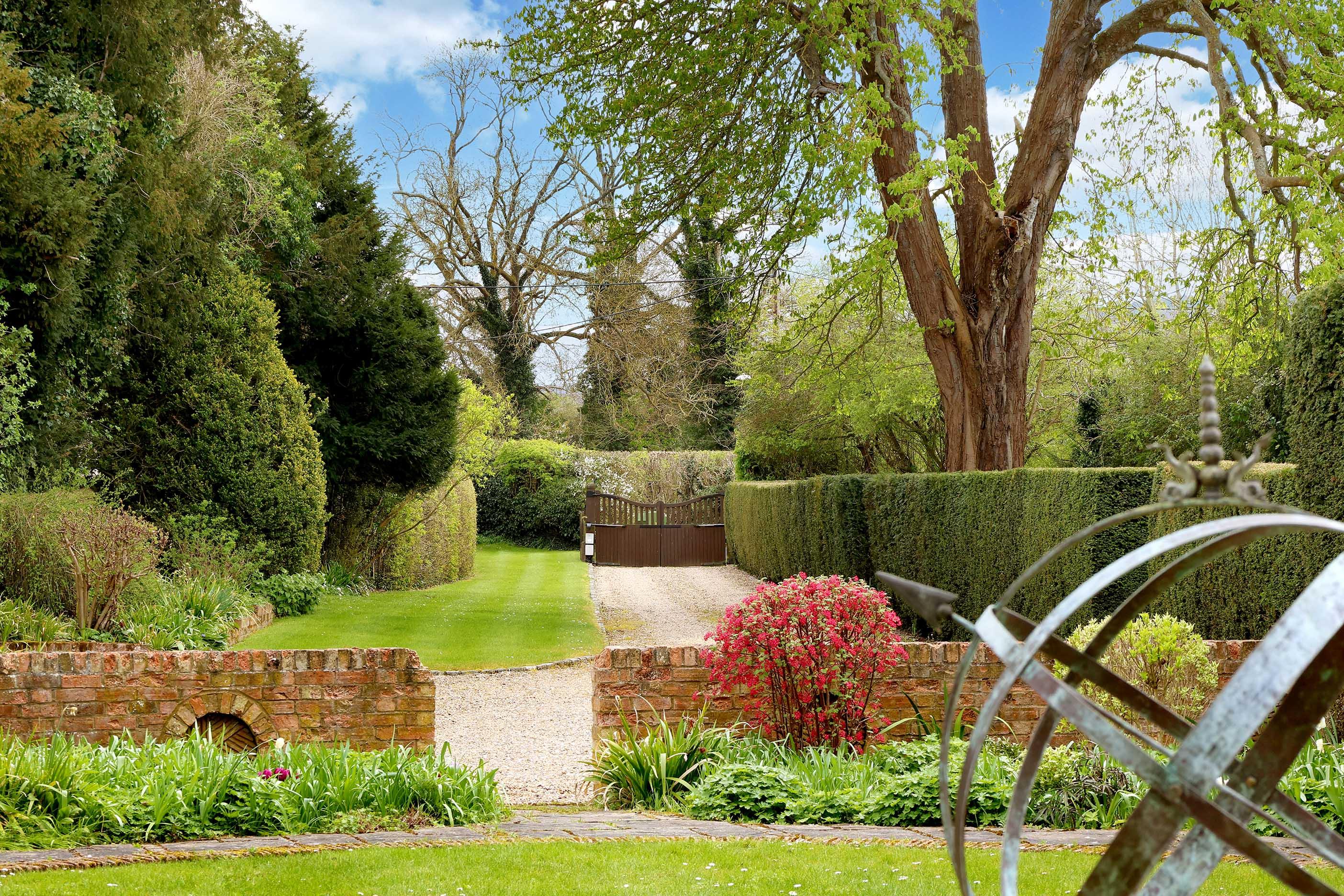 Buckland, Aylesbury, HP22