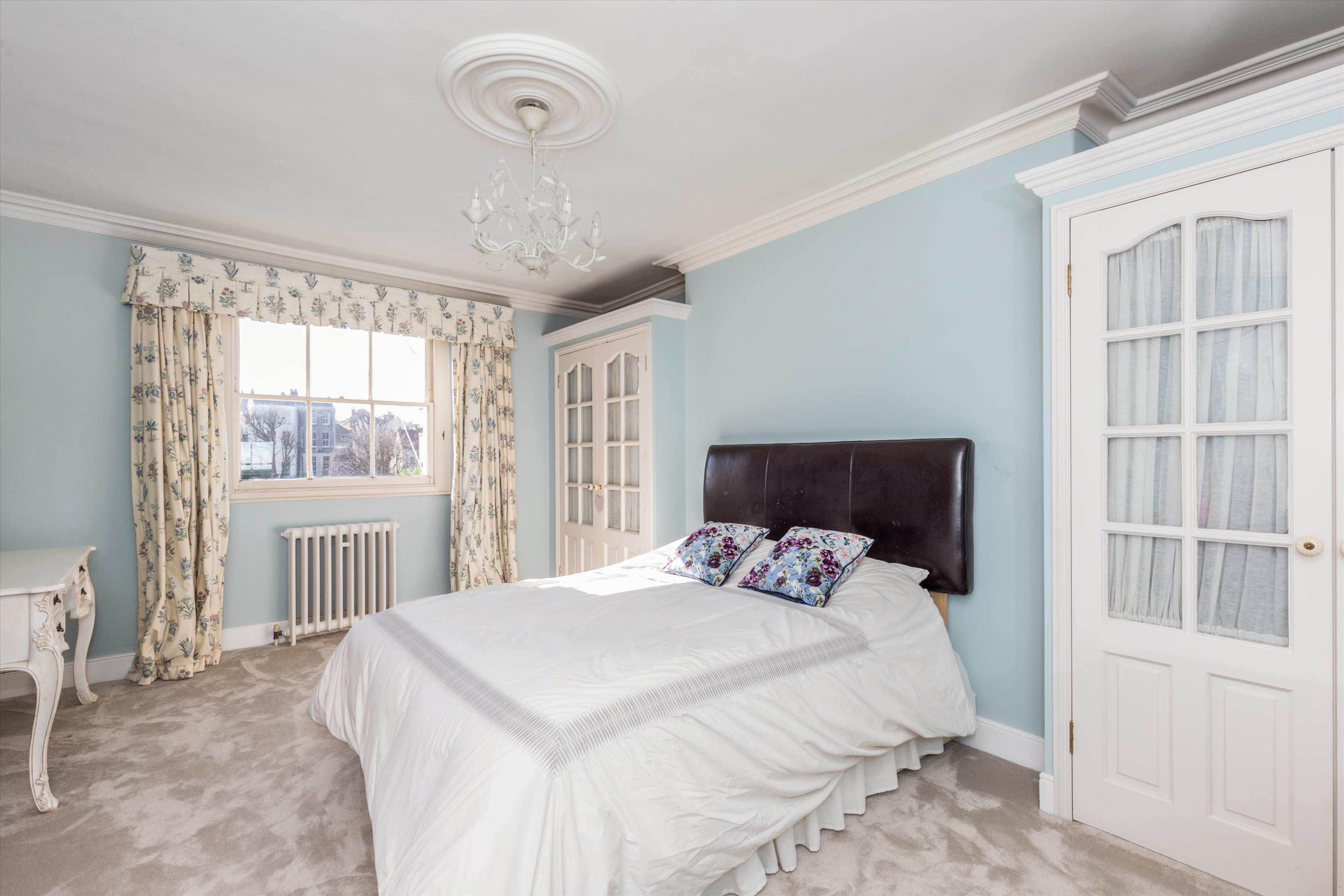 Pembroke Road, Clifton, Bristol BS8