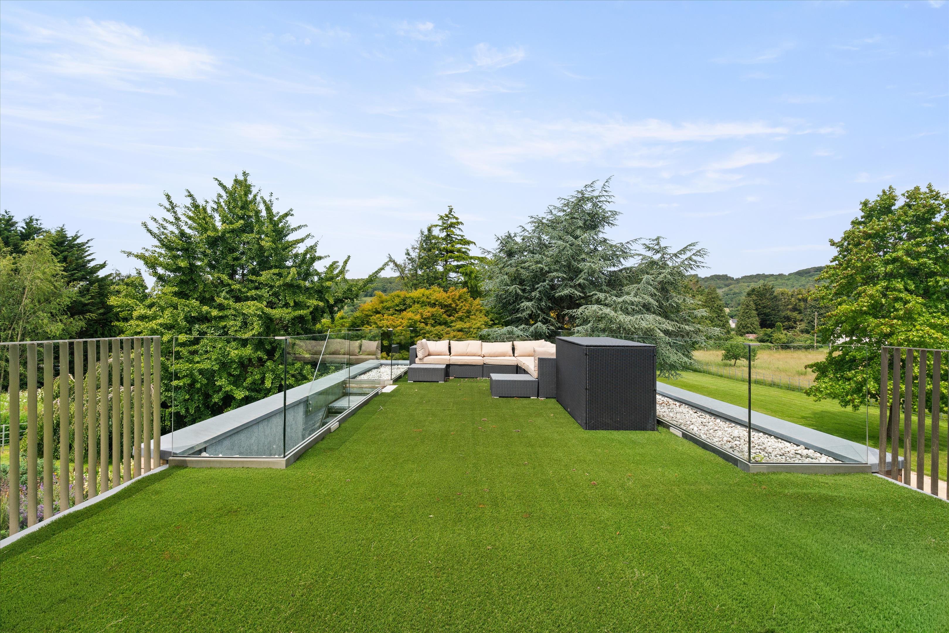 Stone-Edge Batch, Tickenham, Clevedon, Somerset BS21
