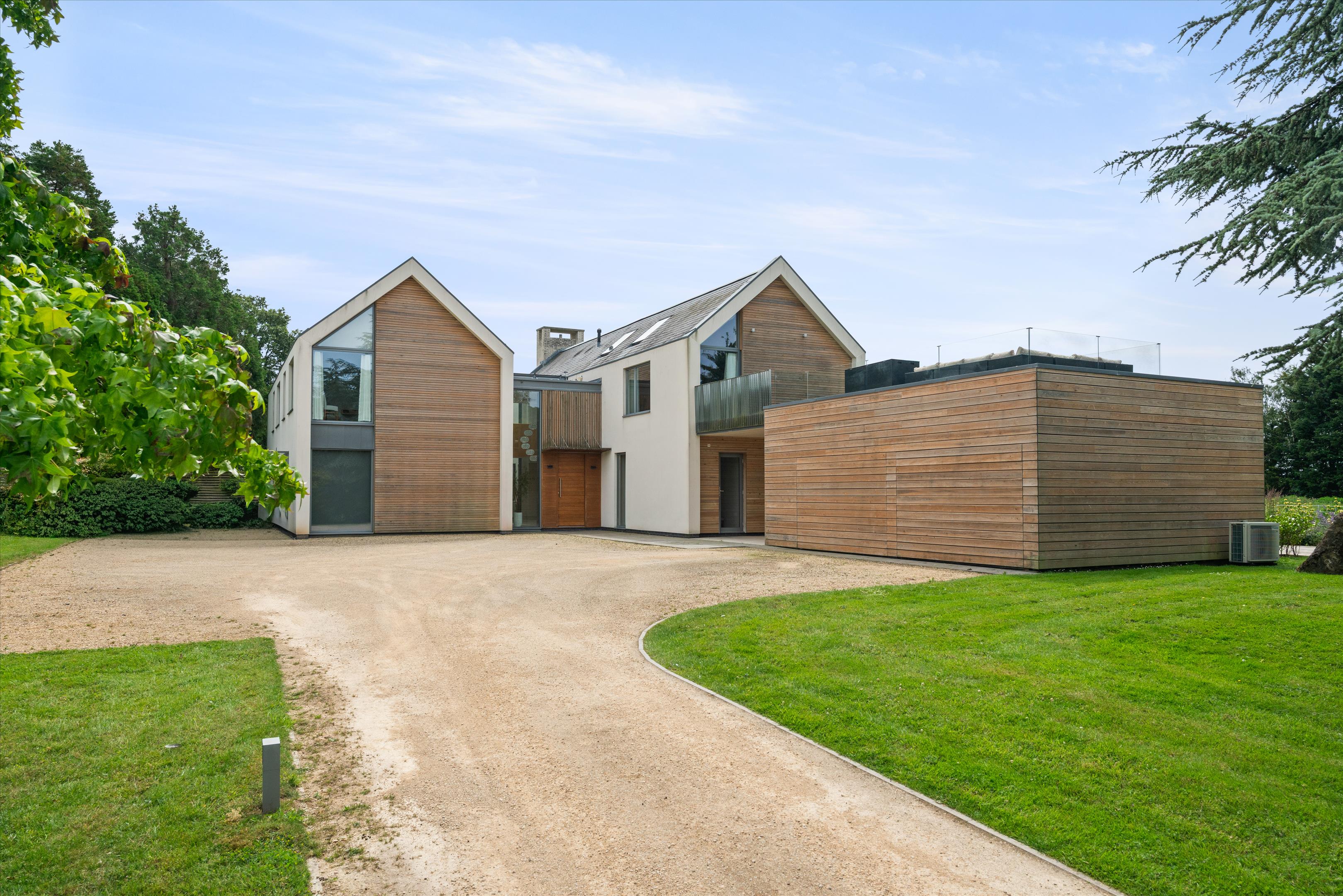Stone-Edge Batch, Tickenham, Clevedon, Somerset BS21