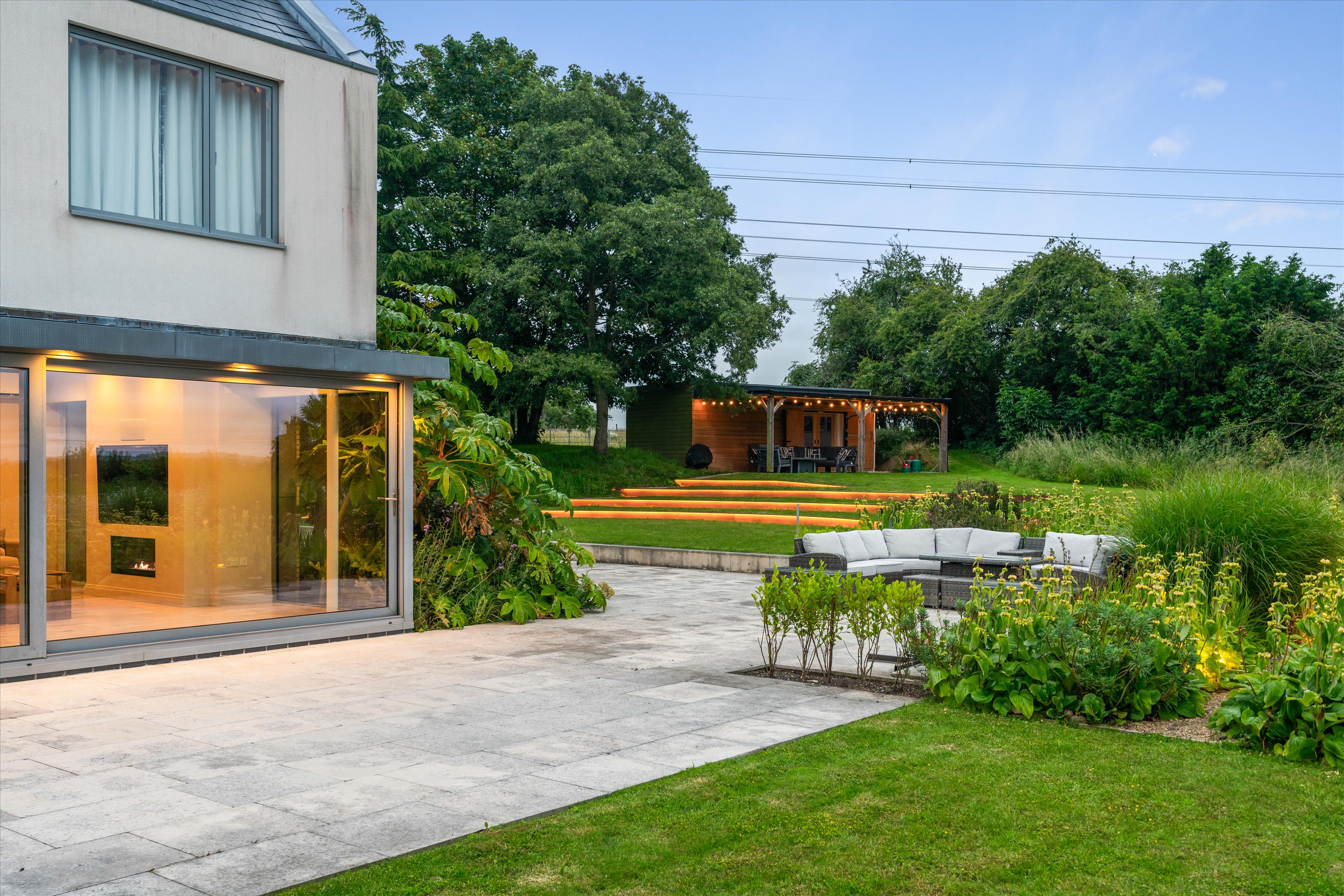 Stone-Edge Batch, Tickenham, Clevedon, Somerset BS21