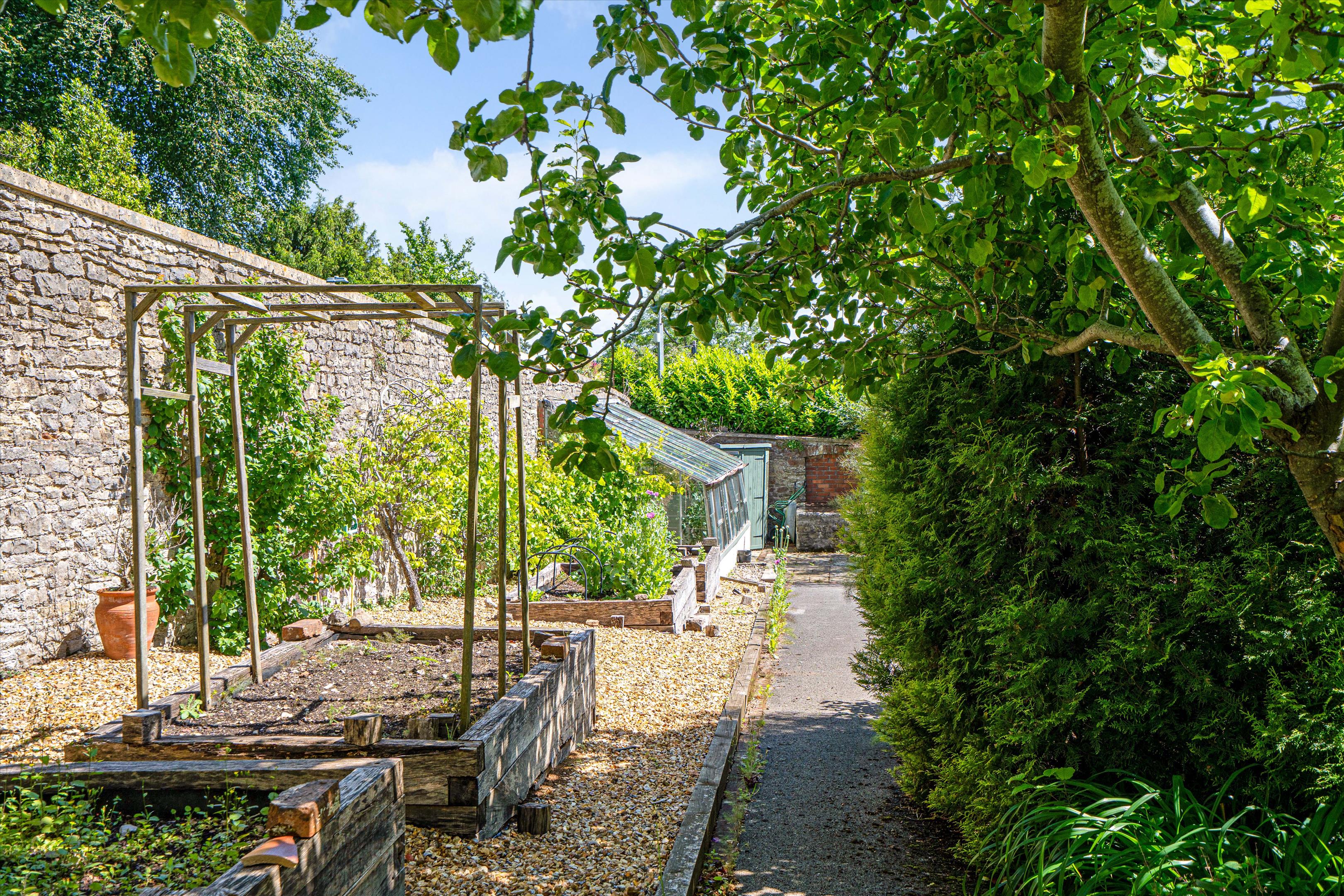 Grove Avenue, Coombe Dingle, Bristol, BS9