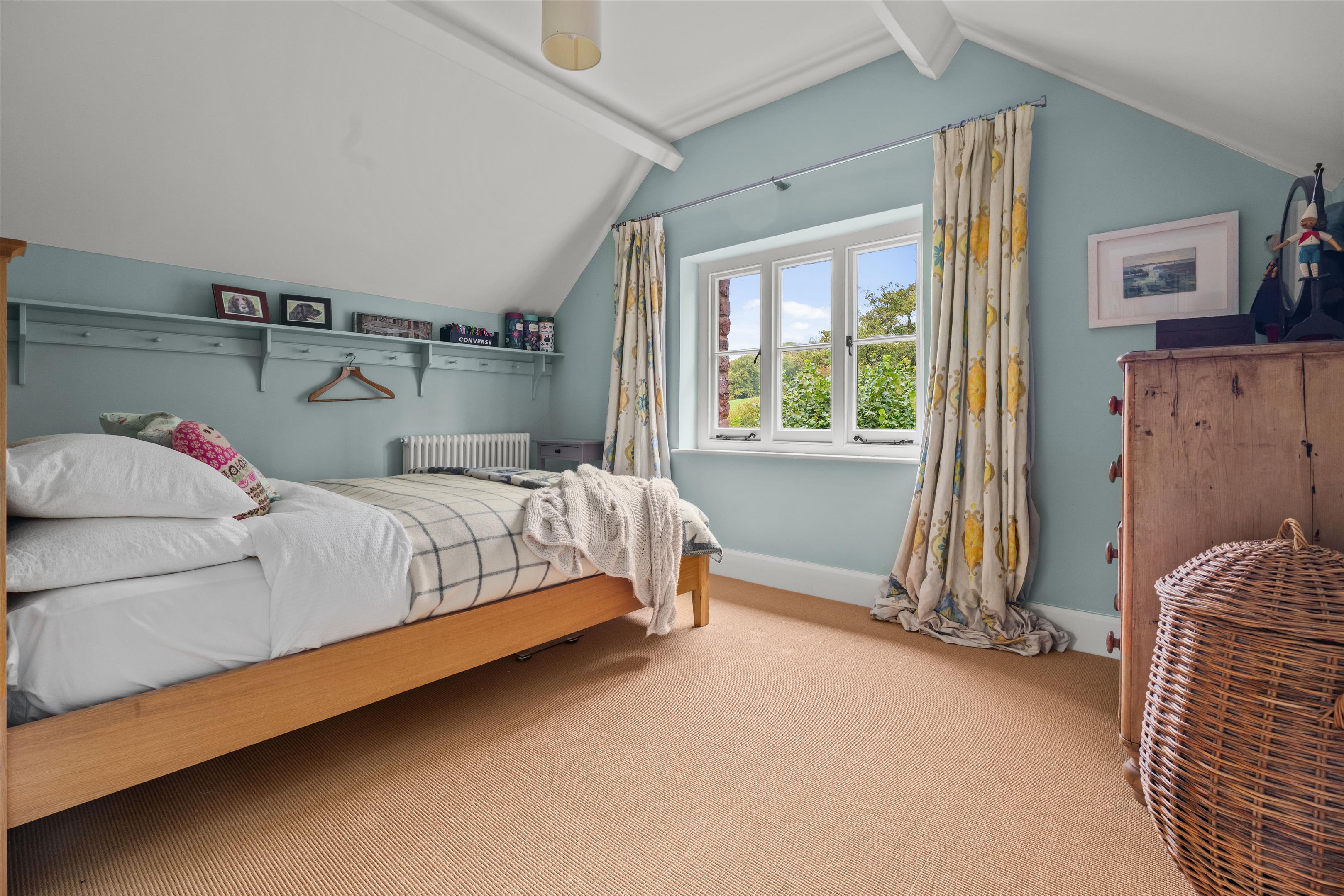 Church Lane, Lower Failand, Bristol, BS8