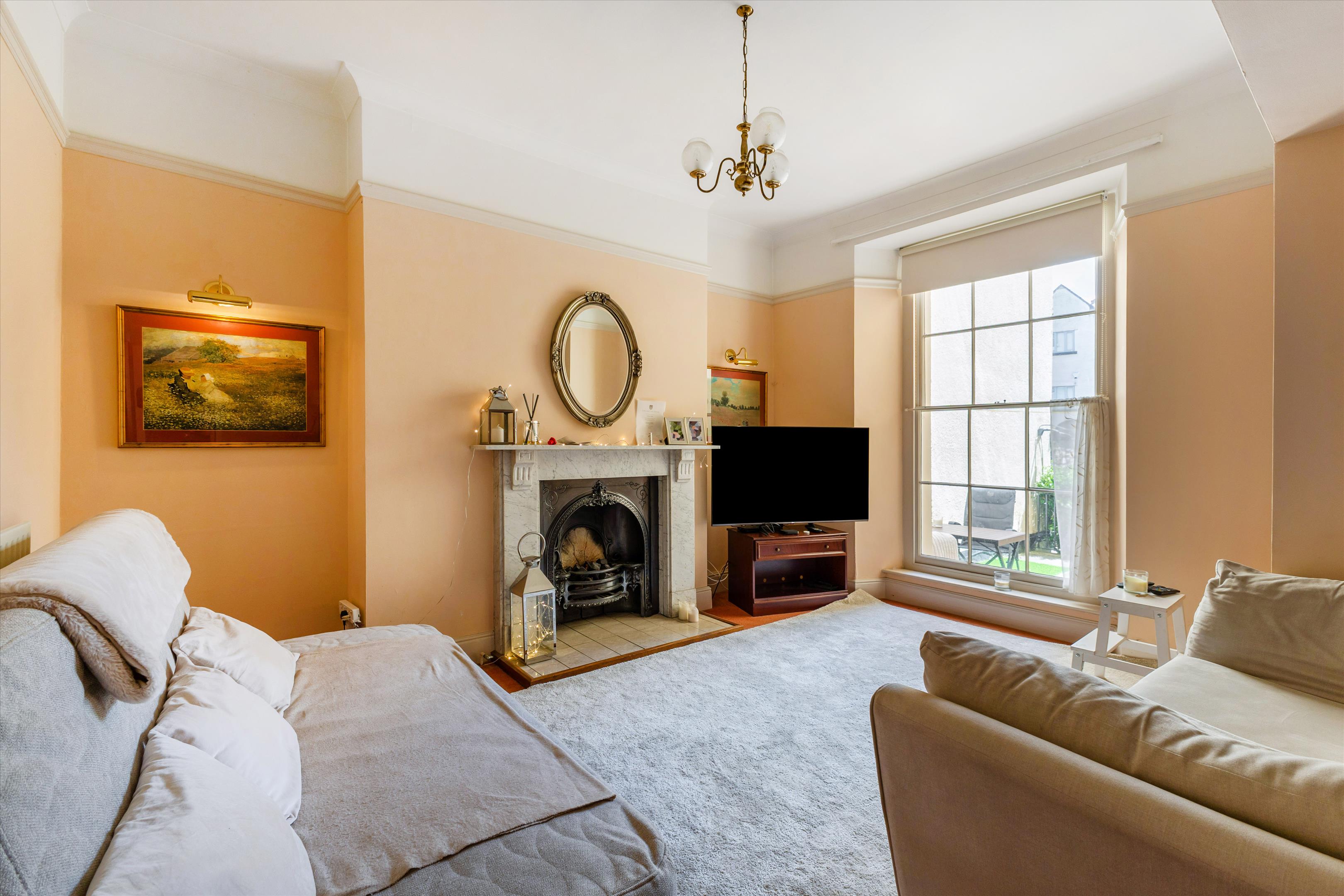 Vyvyan Terrace, Bristol, BS8.