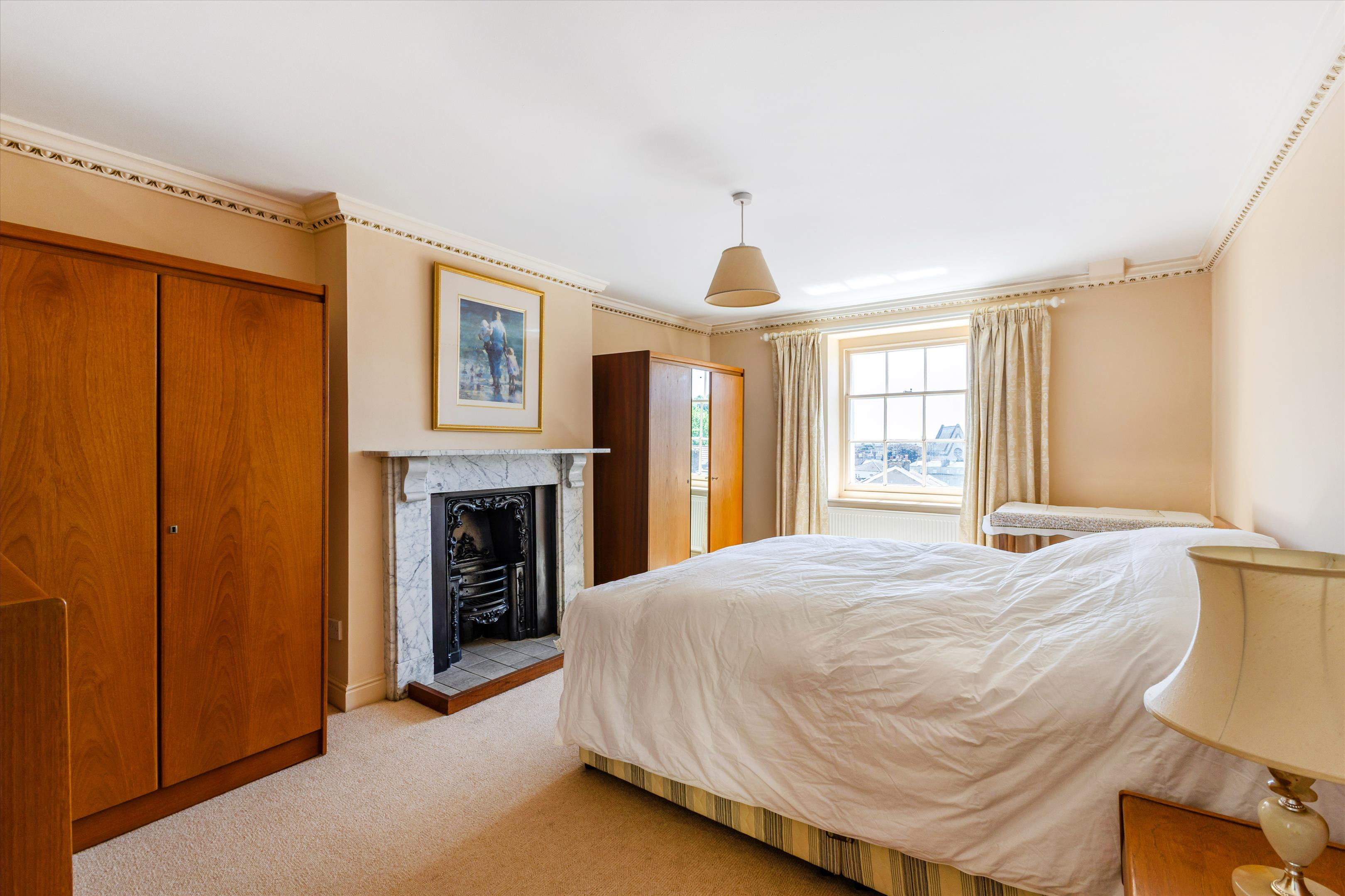 Vyvyan Terrace, Bristol, BS8.