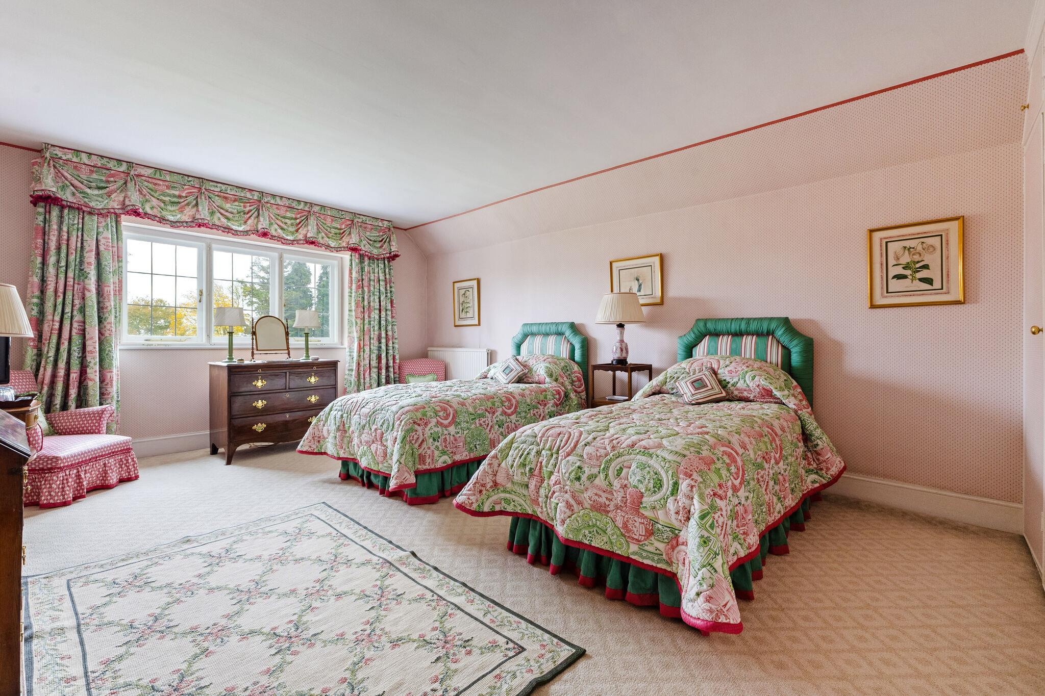 Old Odiham Road, Alton, Hampshire, GU34