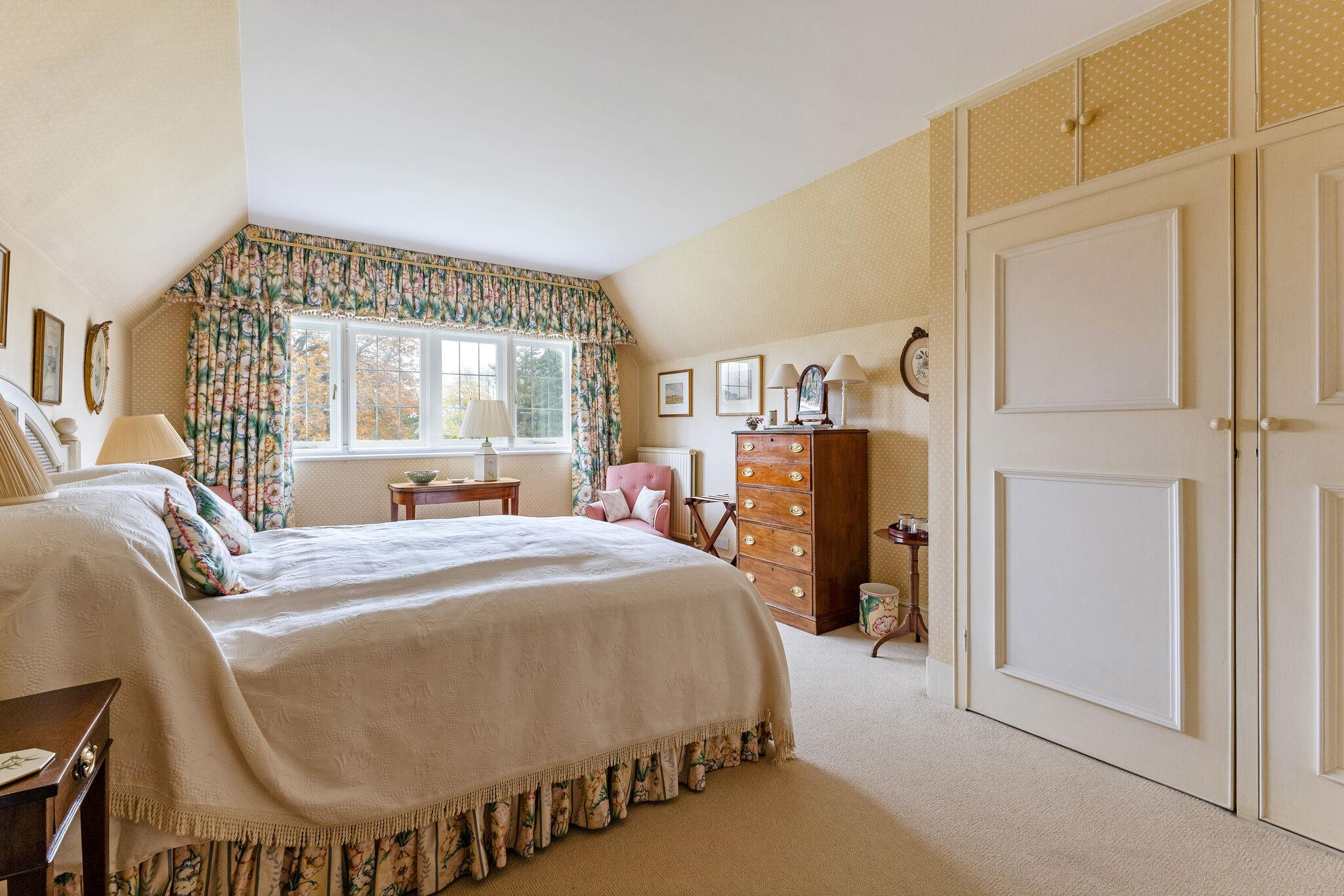 Old Odiham Road, Alton, Hampshire, GU34
