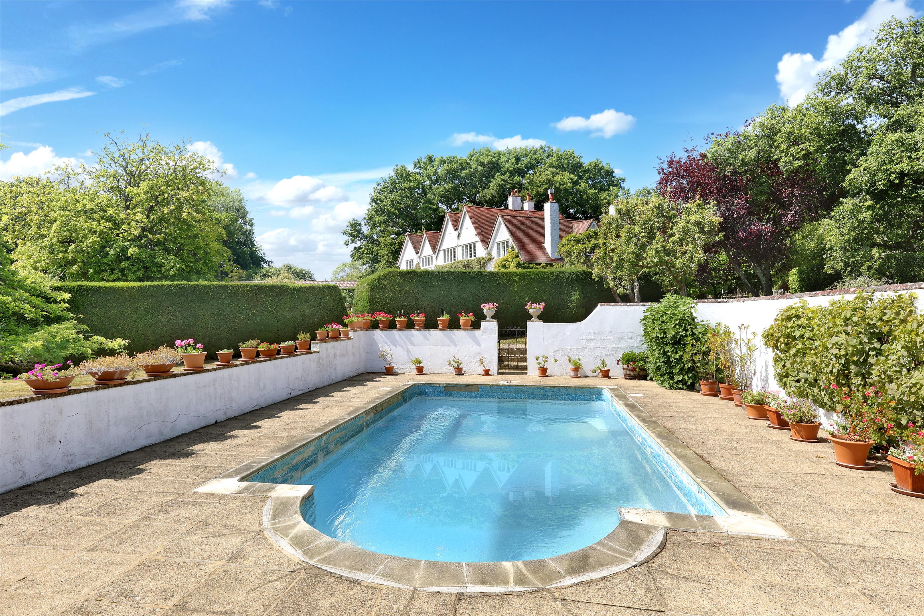 Old Odiham Road, Alton, Hampshire, GU34