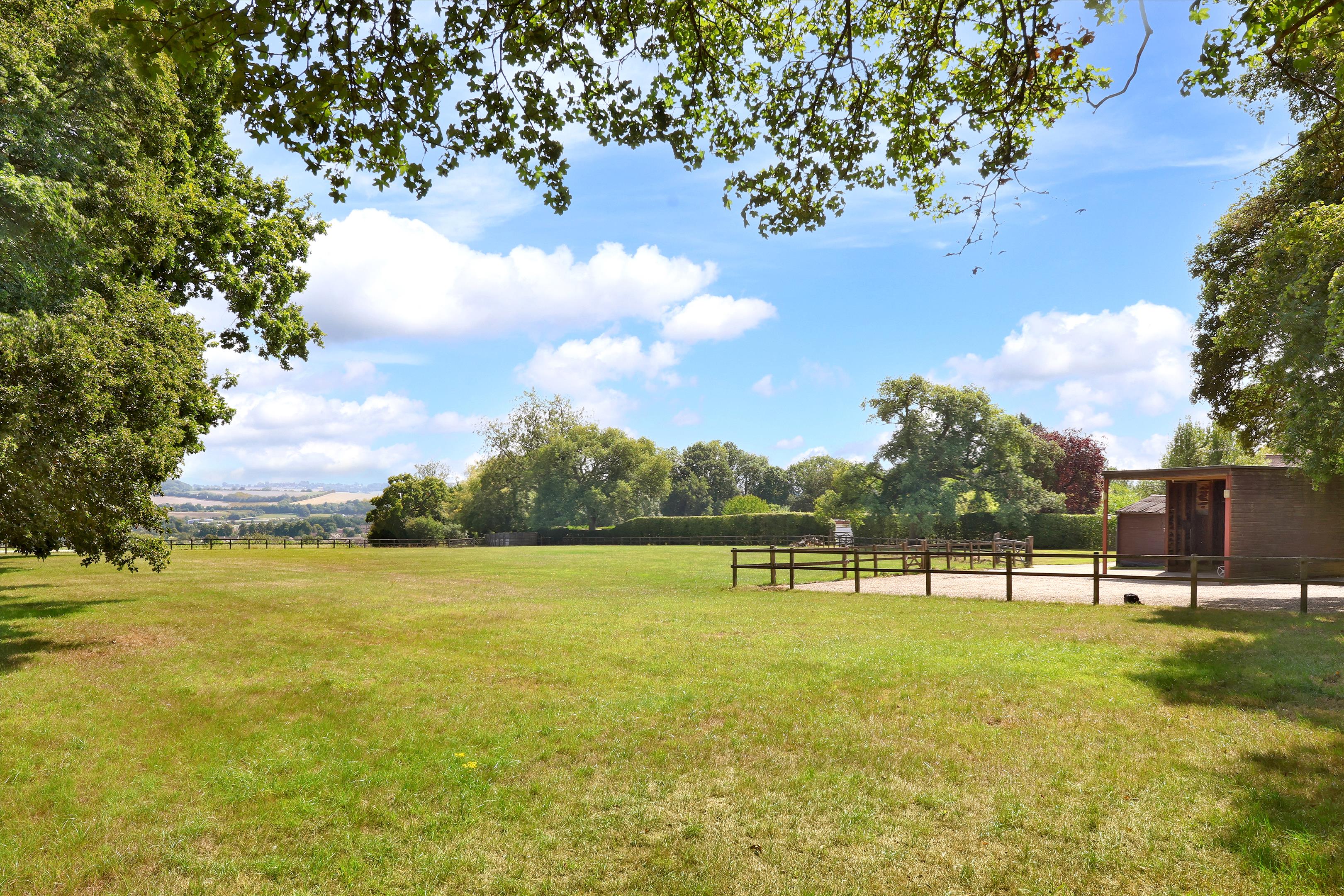 Old Odiham Road, Alton, Hampshire, GU34