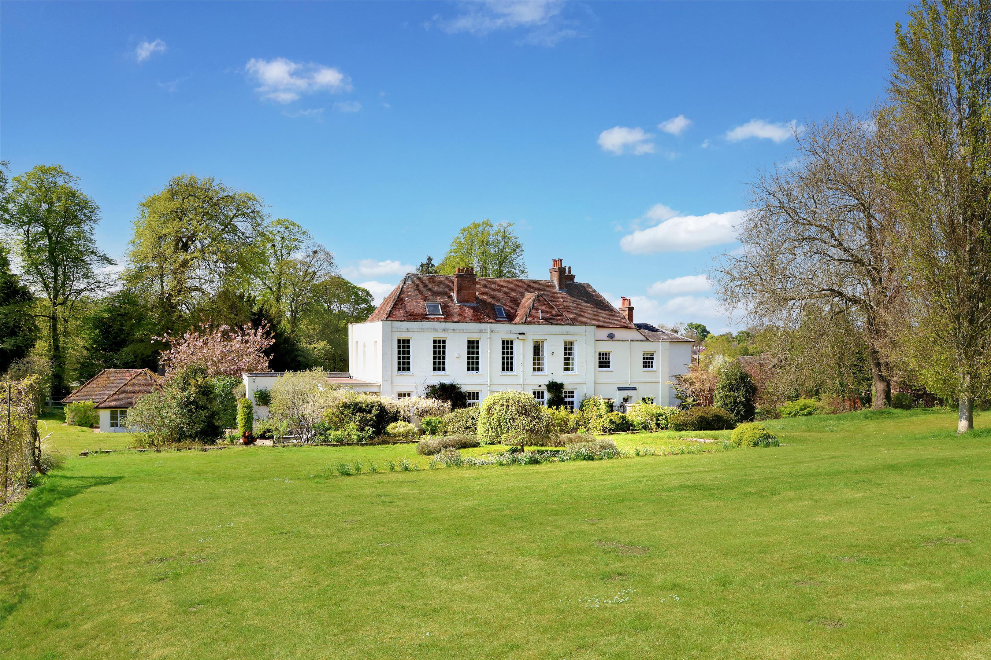 South Warnborough, Hampshire, RG29.