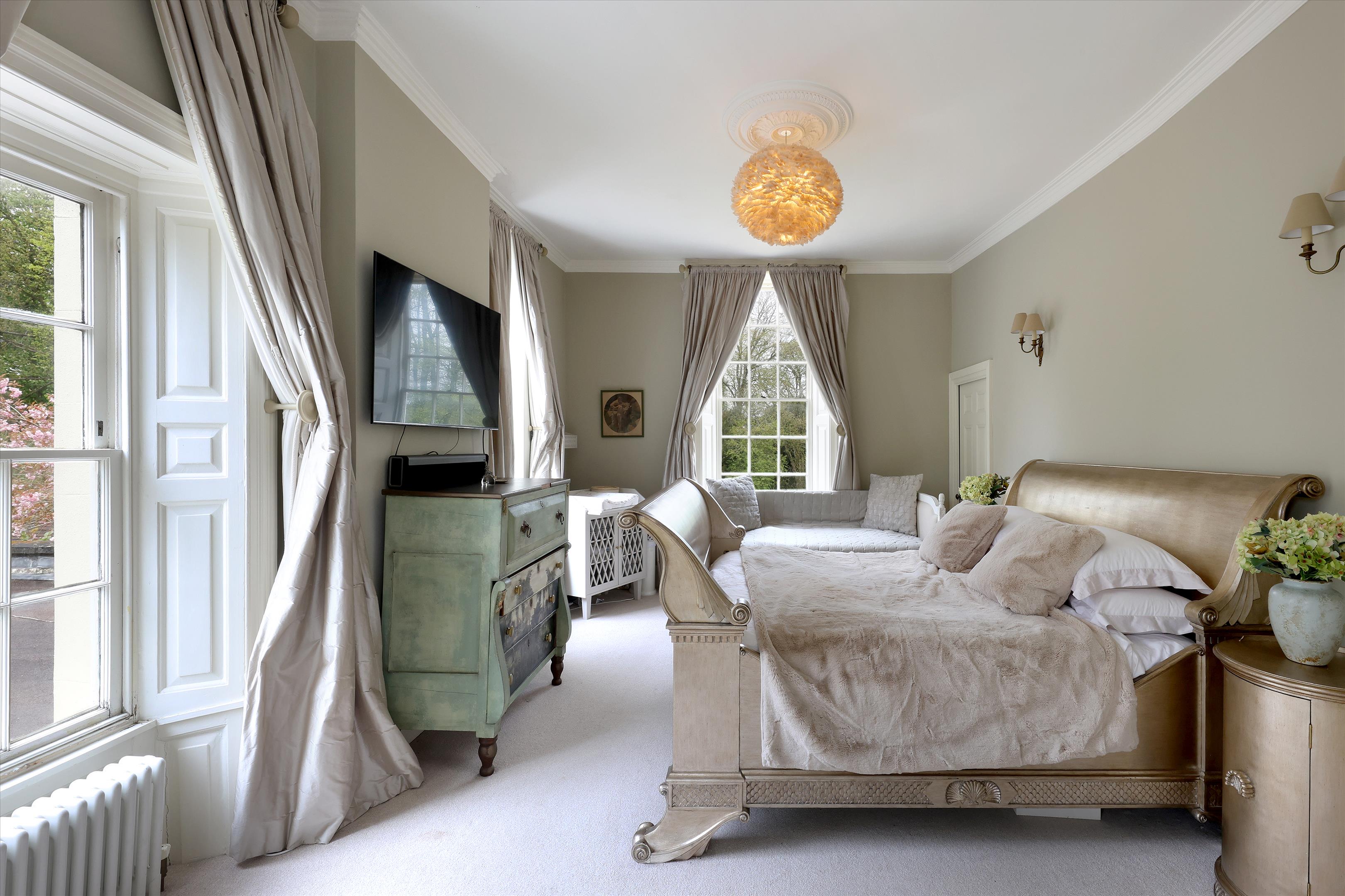 South Warnborough, Hampshire, RG29.