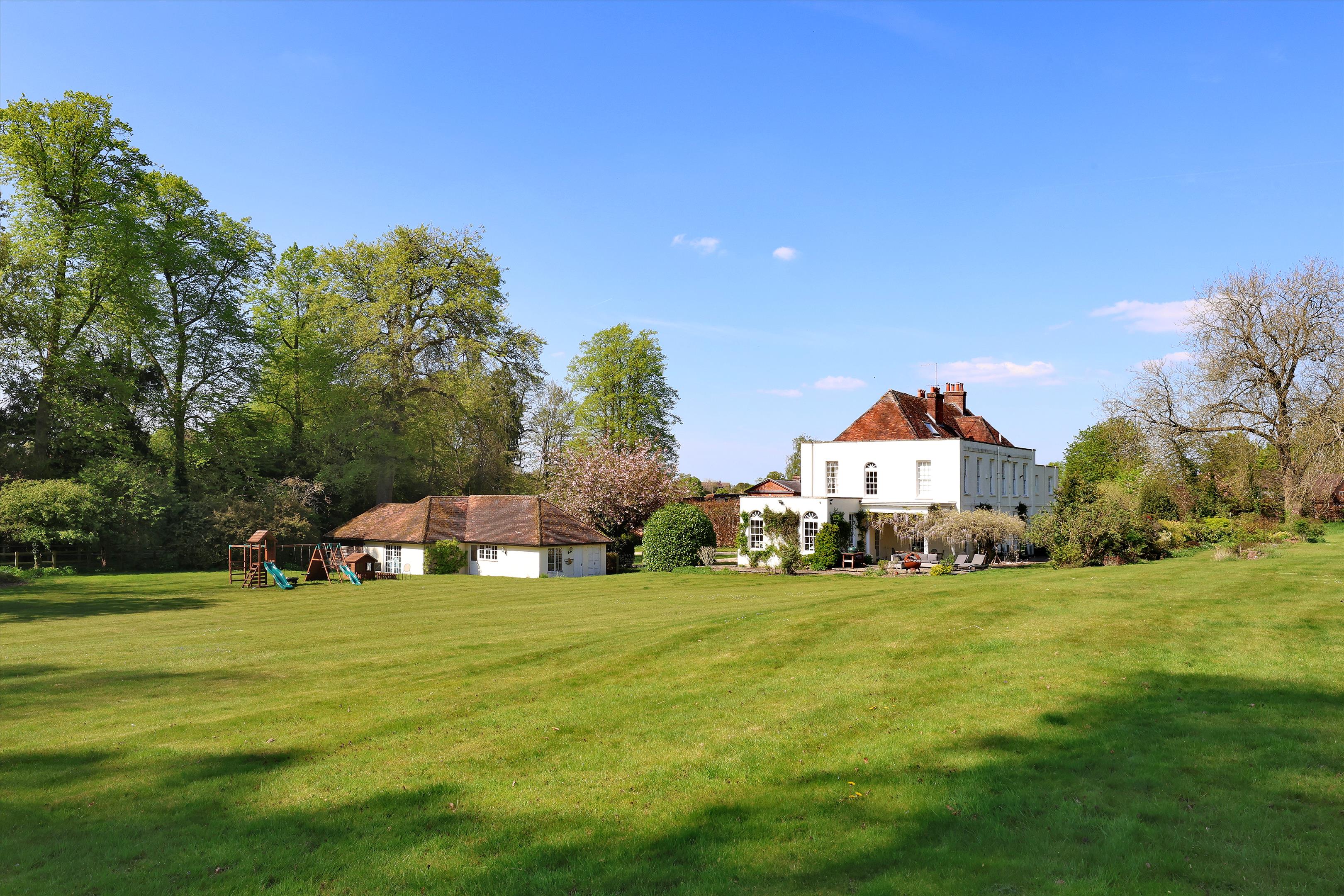 South Warnborough, Hampshire, RG29.