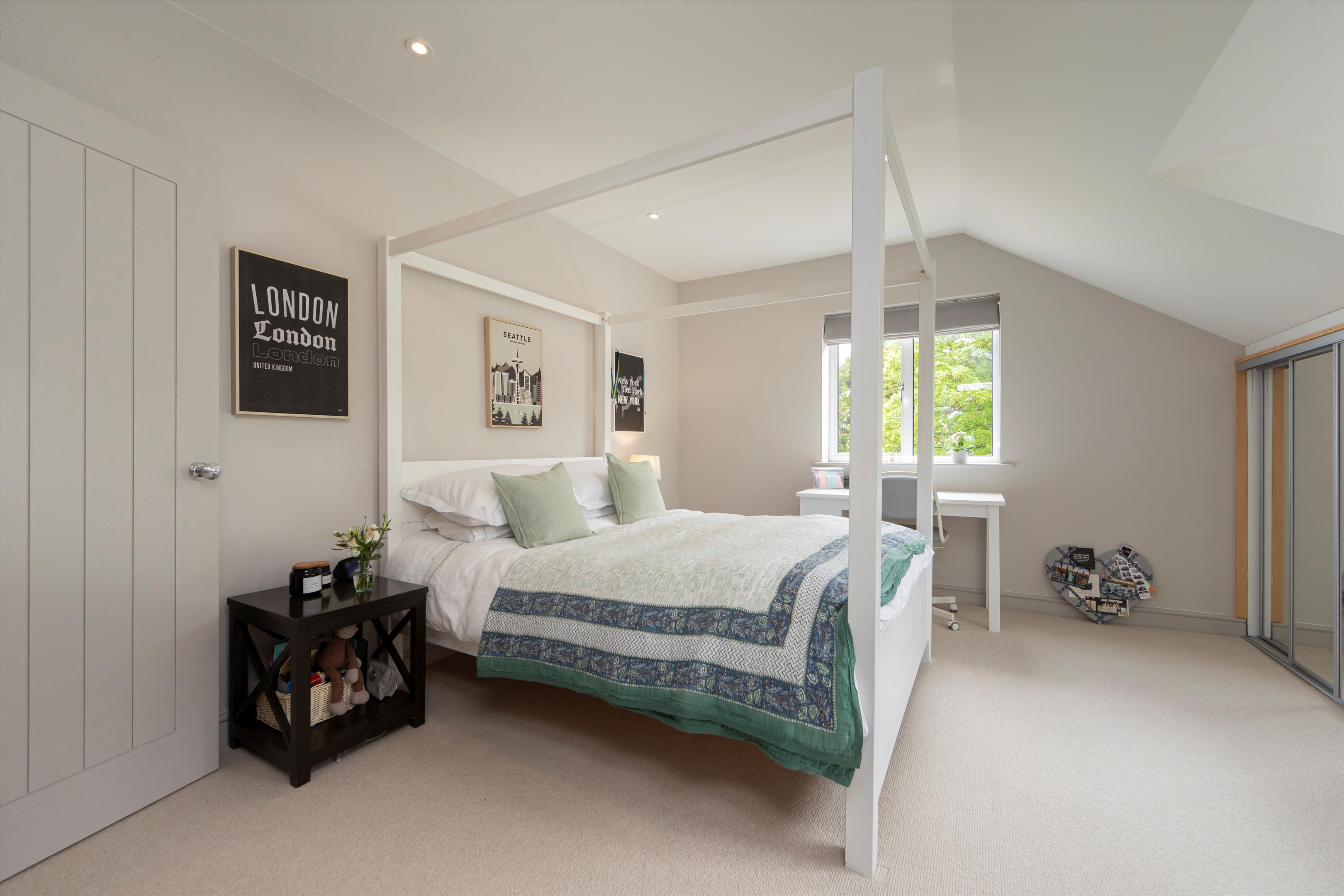 Common Hill, Medstead, Alton, Hampshire, GU34