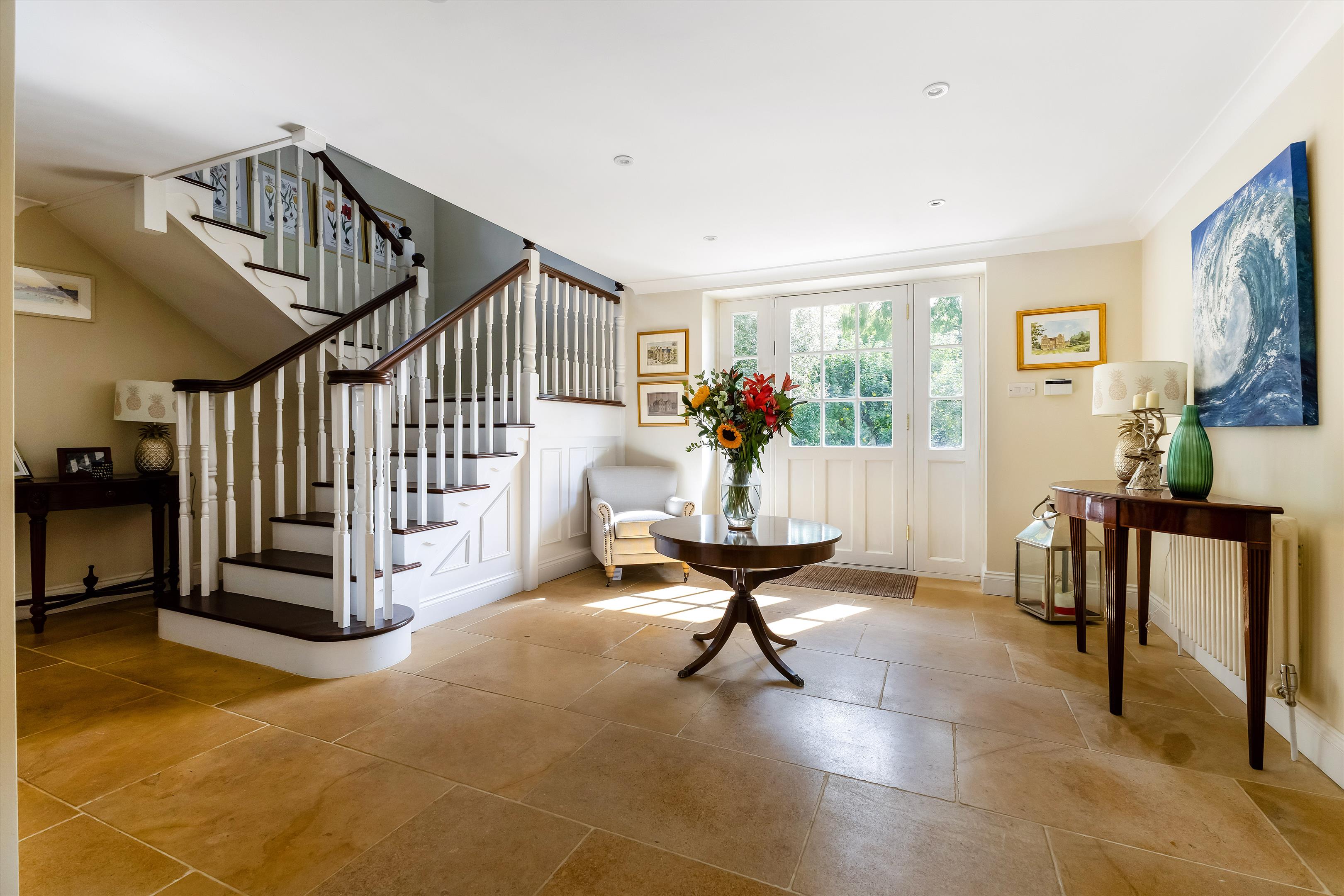 Avenue Road, Shalden, Alton, Hampshire, GU34