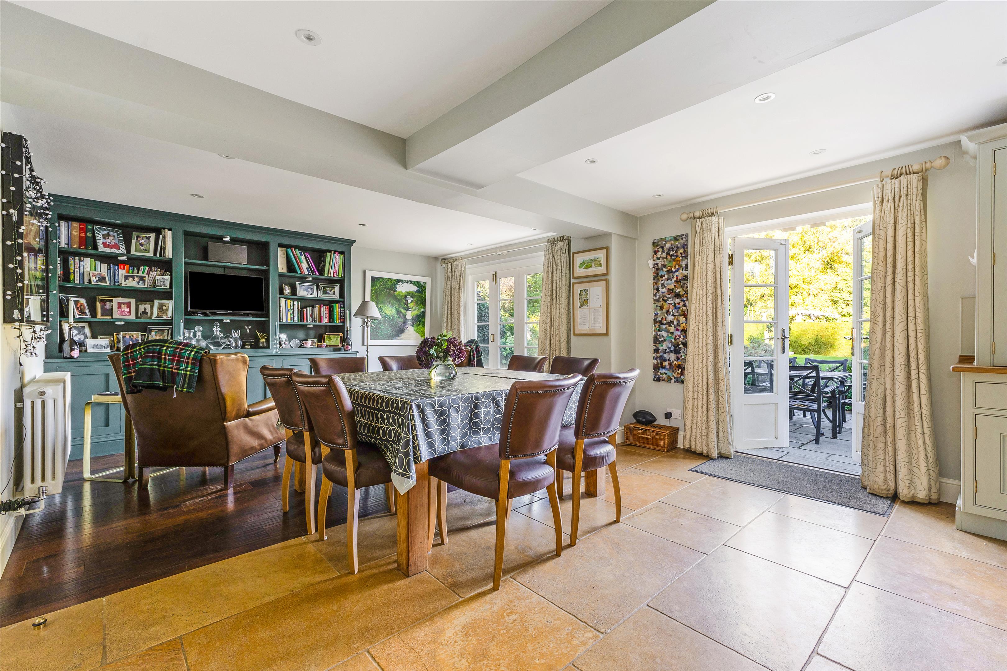 Avenue Road, Shalden, Alton, Hampshire, GU34