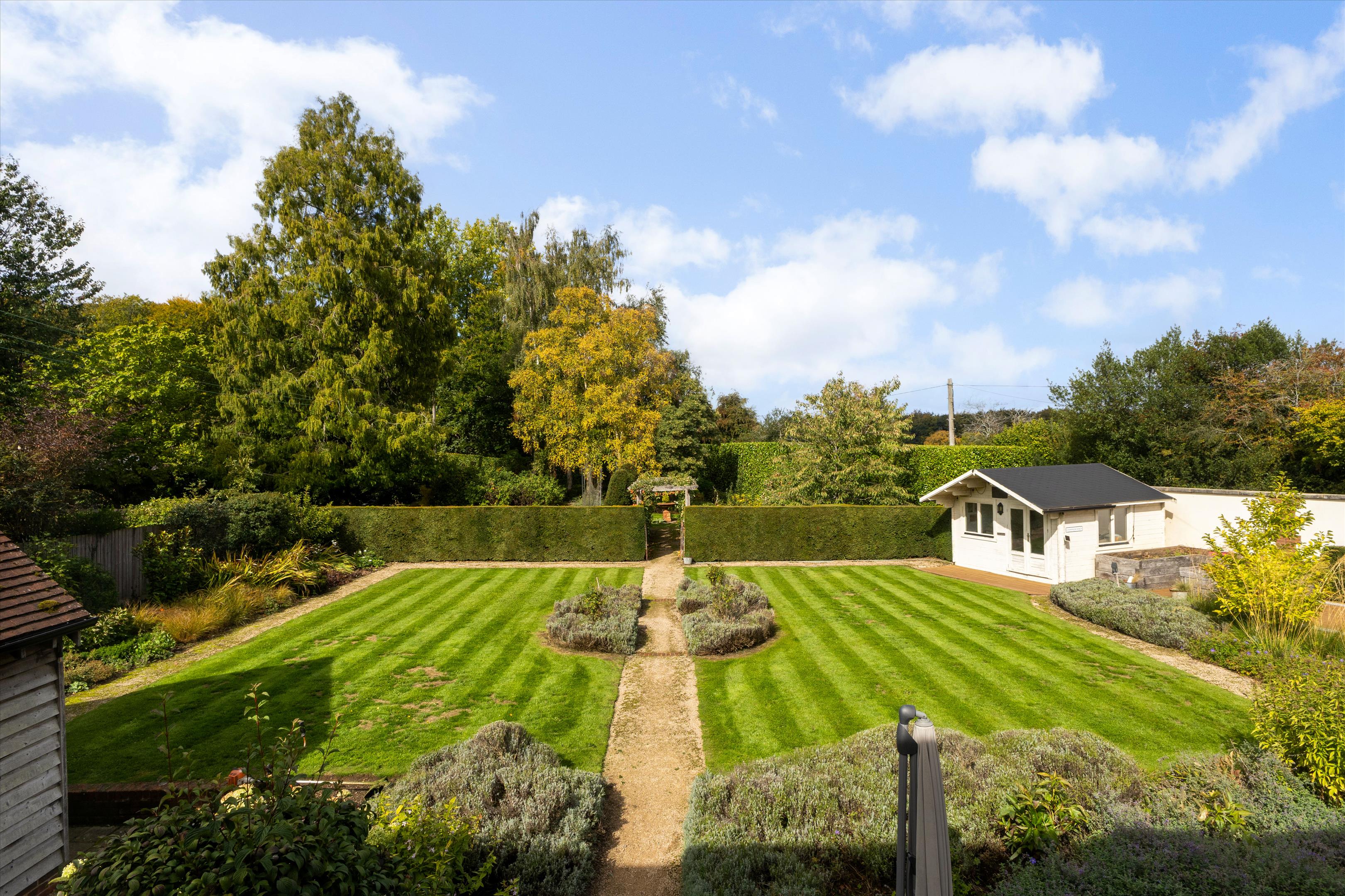 Avenue Road, Shalden, Alton, Hampshire, GU34
