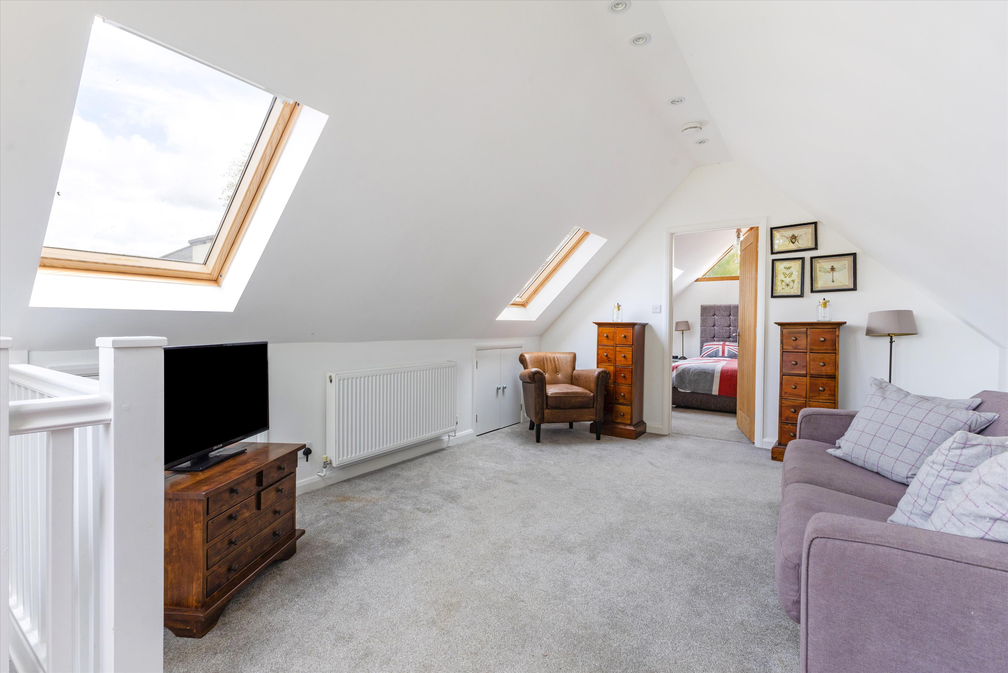 Avenue Road, Shalden, Alton, Hampshire, GU34