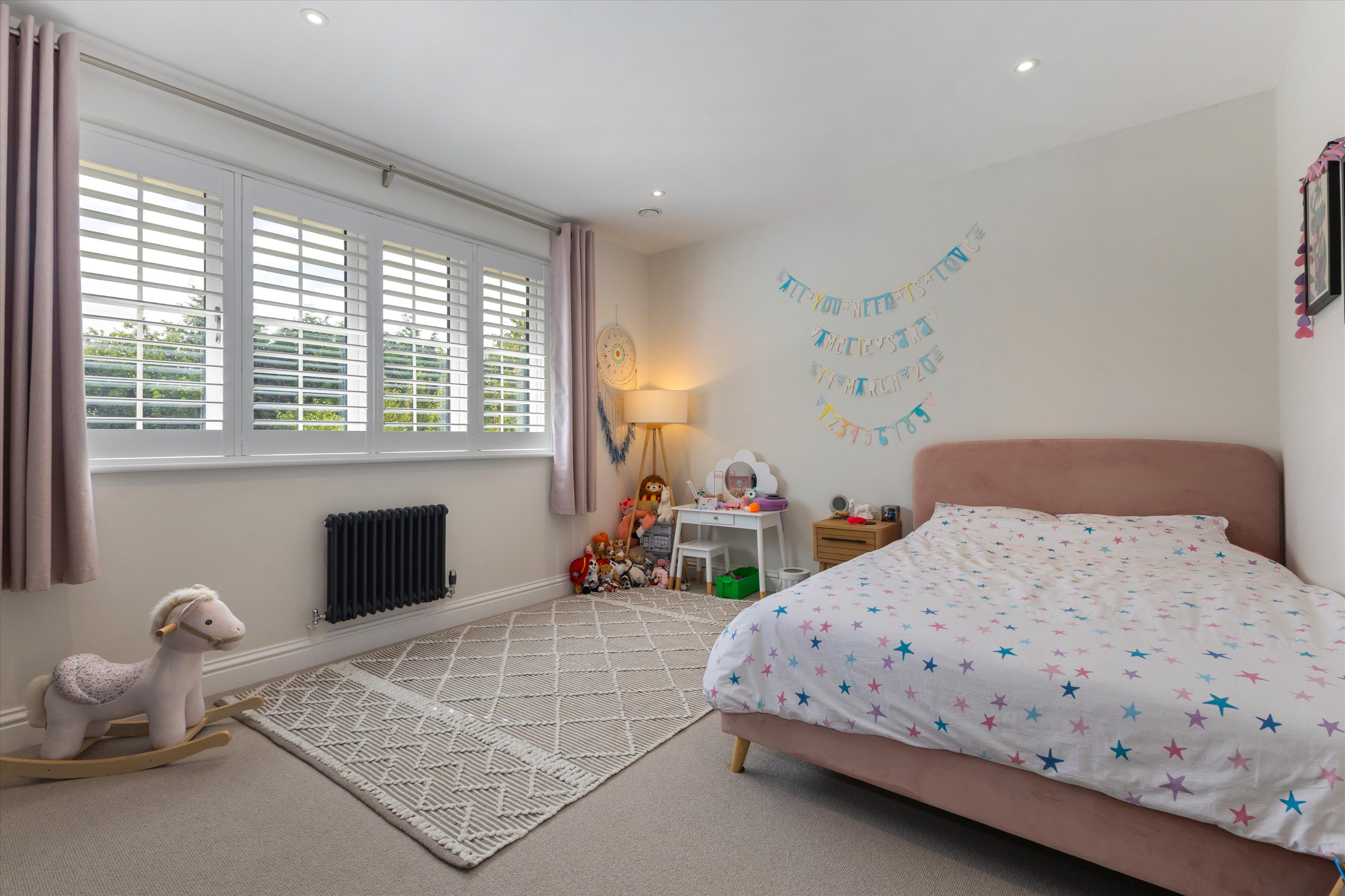 Holme Hill, Upton Grey, Basingstoke, Hampshire, RG25