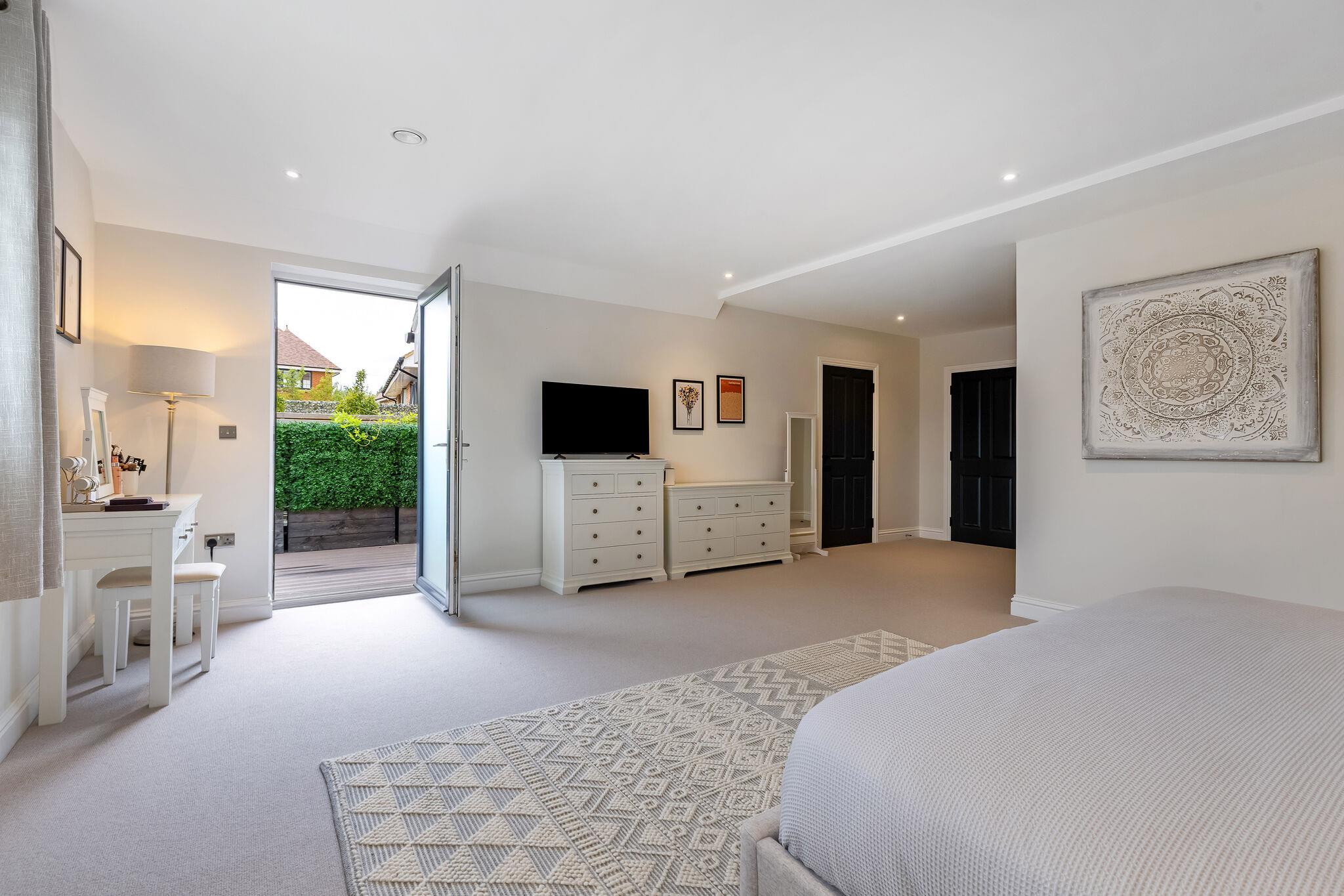 Holme Hill, Upton Grey, Basingstoke, Hampshire, RG25