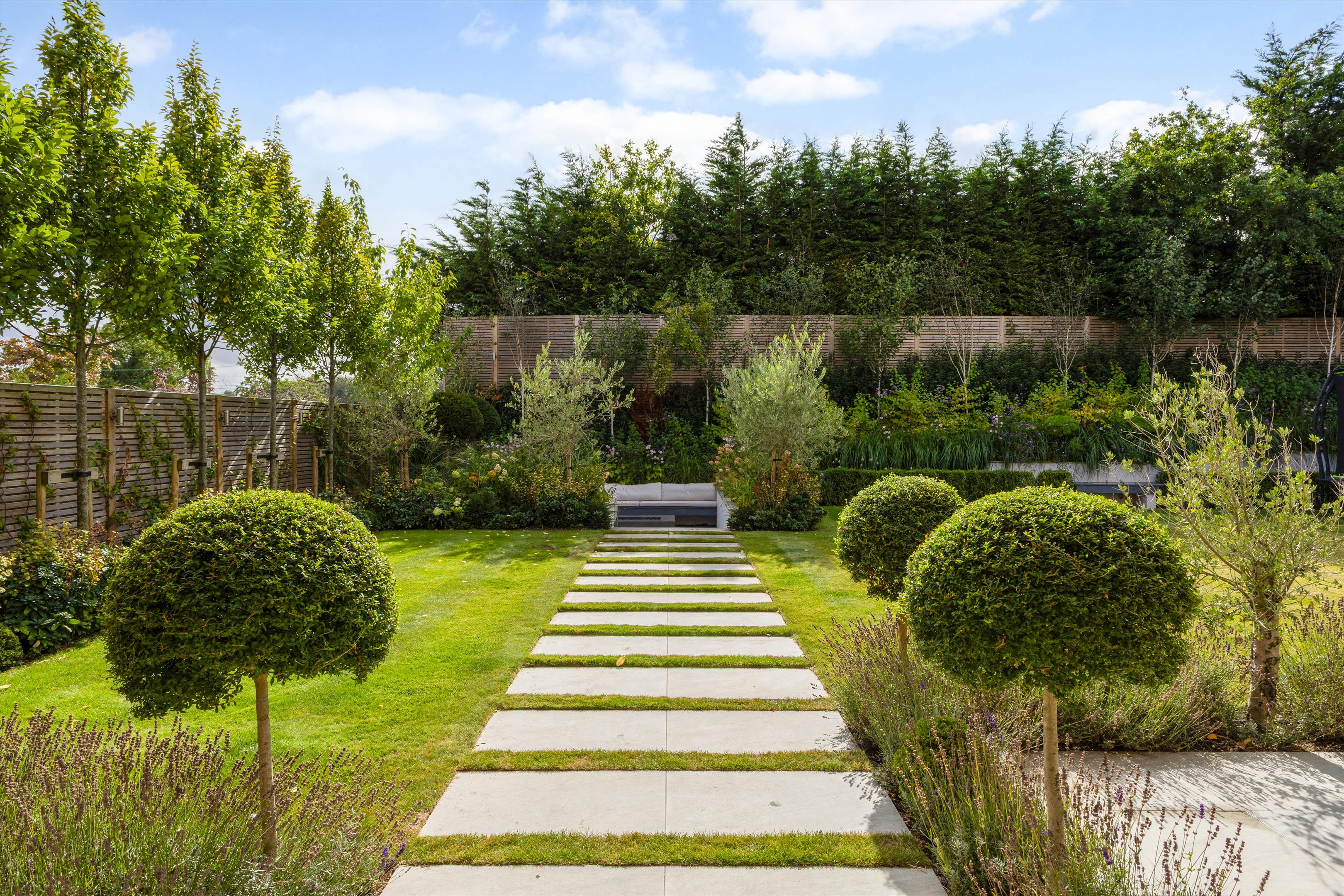 Holme Hill, Upton Grey, Basingstoke, Hampshire, RG25