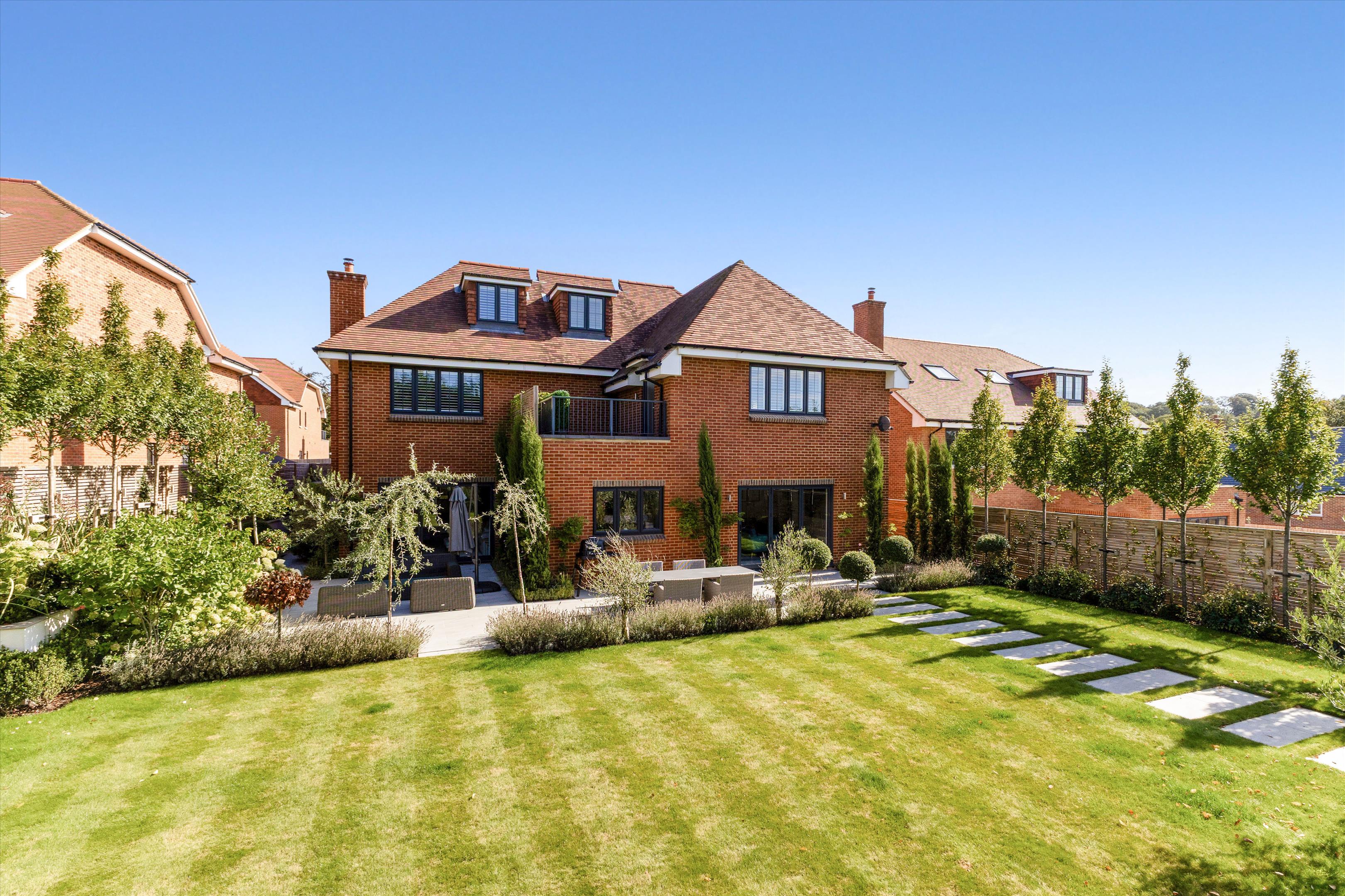 Holme Hill, Upton Grey, Basingstoke, Hampshire, RG25