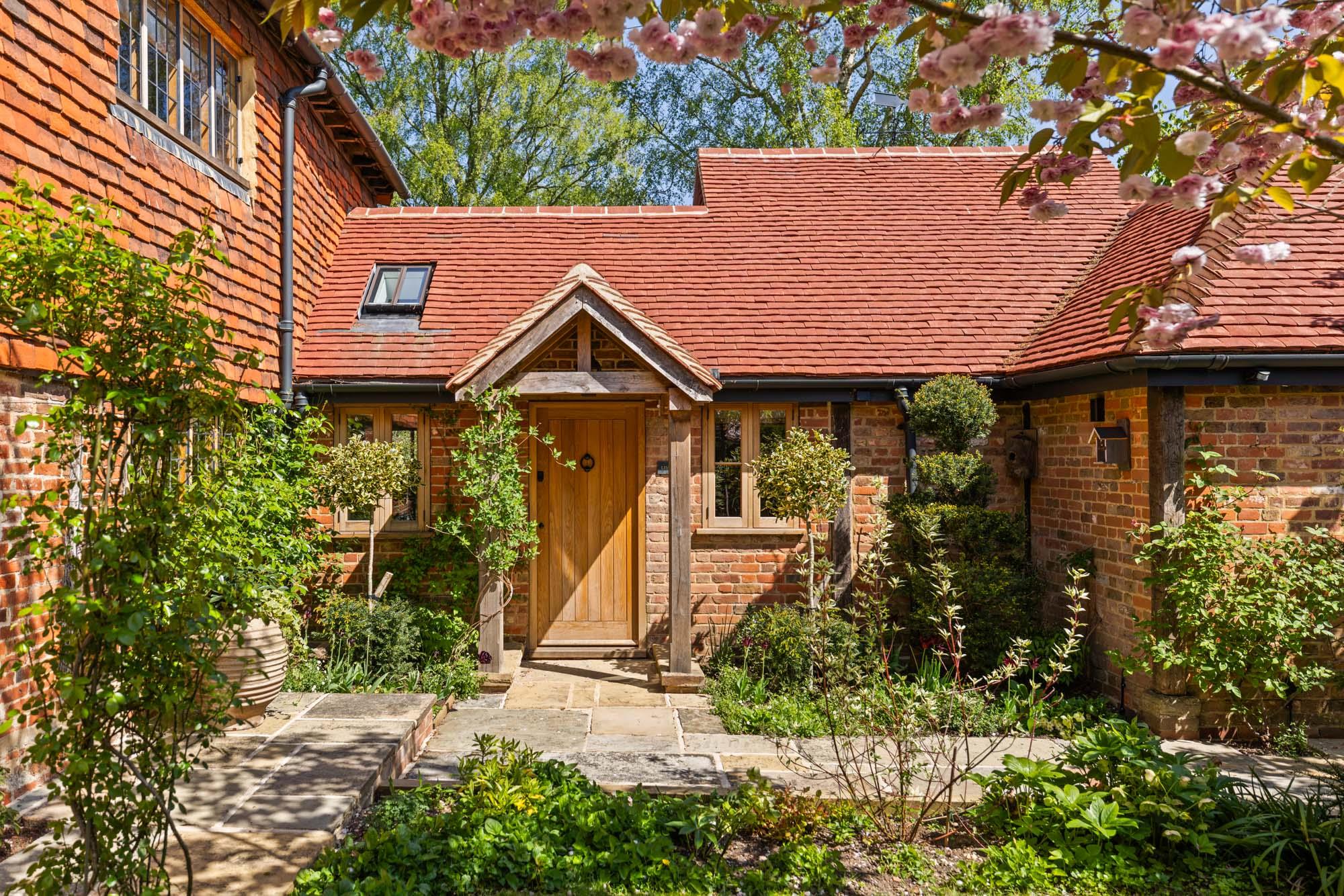 Dippenhall Street, Crondall, Farnham, Hampshire GU10
