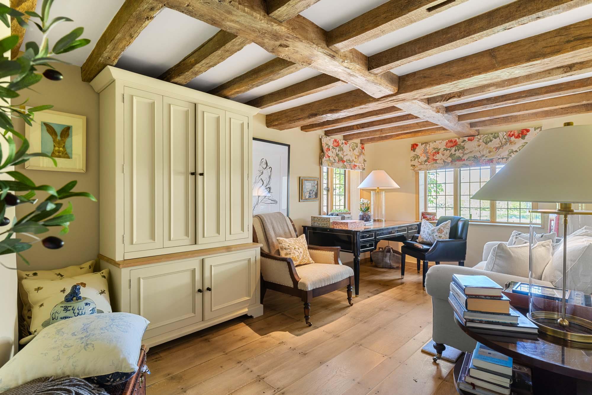 Dippenhall Street, Crondall, Farnham, Hampshire GU10