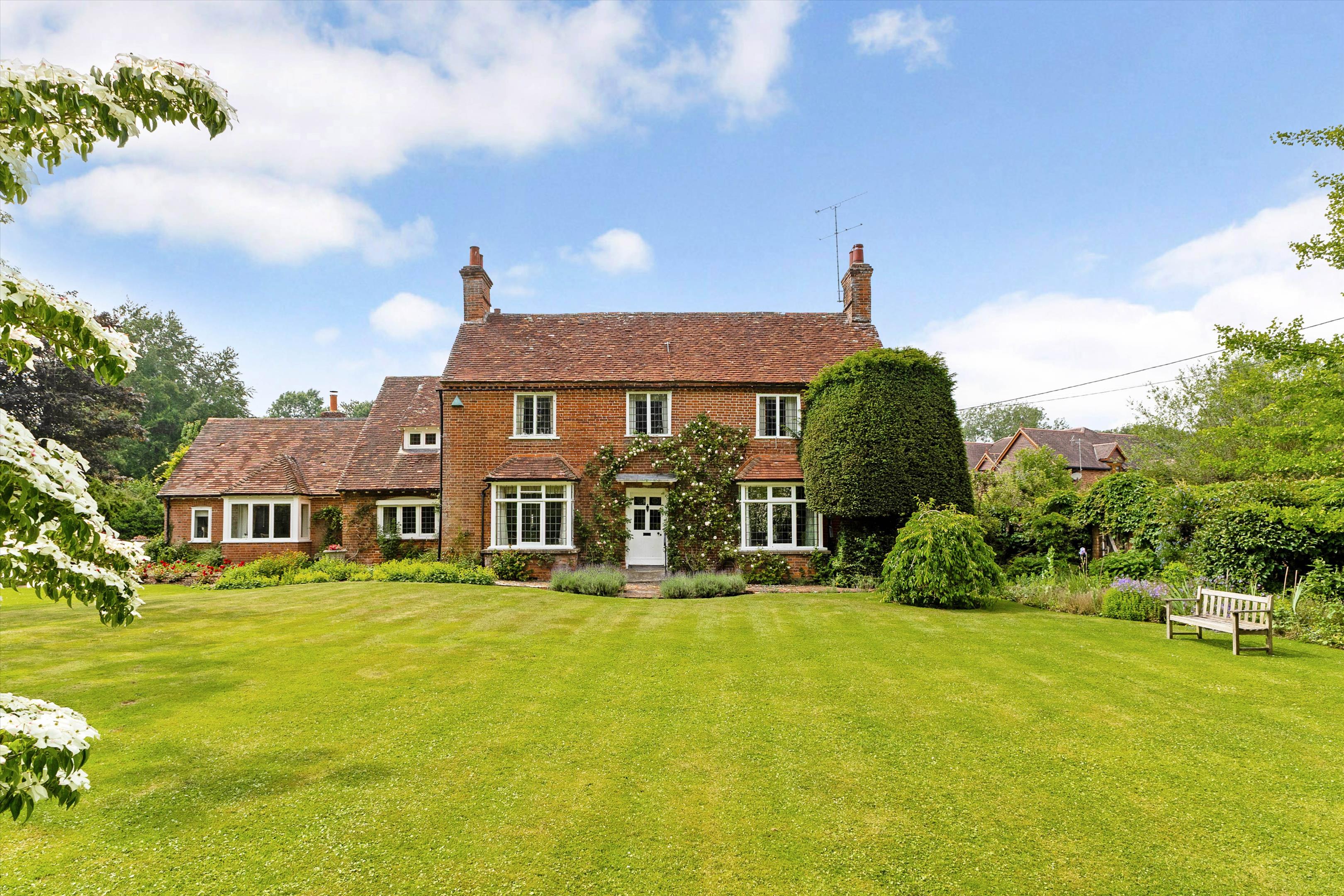 Greywell, Hampshire, RG29