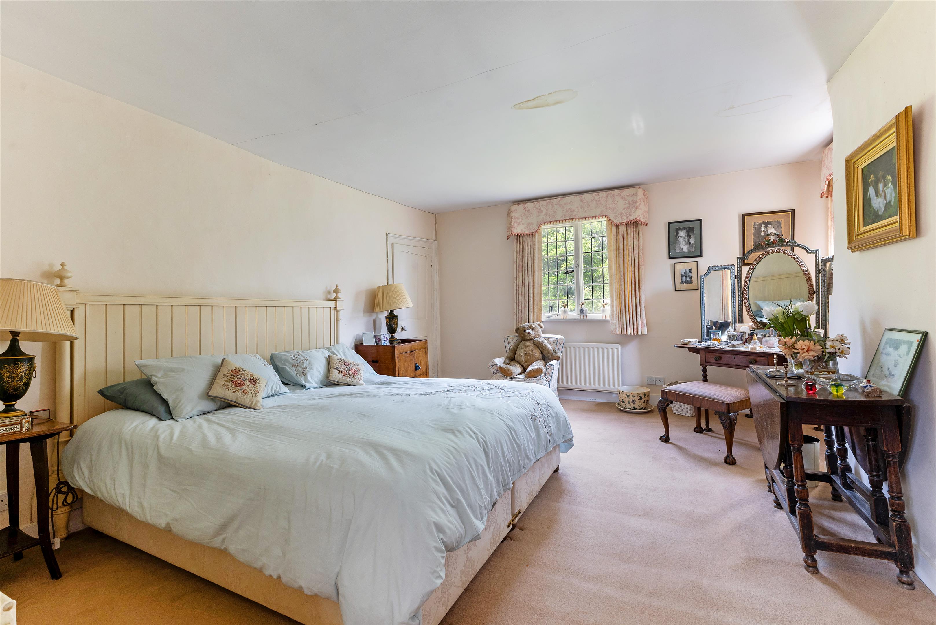Greywell, Hampshire, RG29
