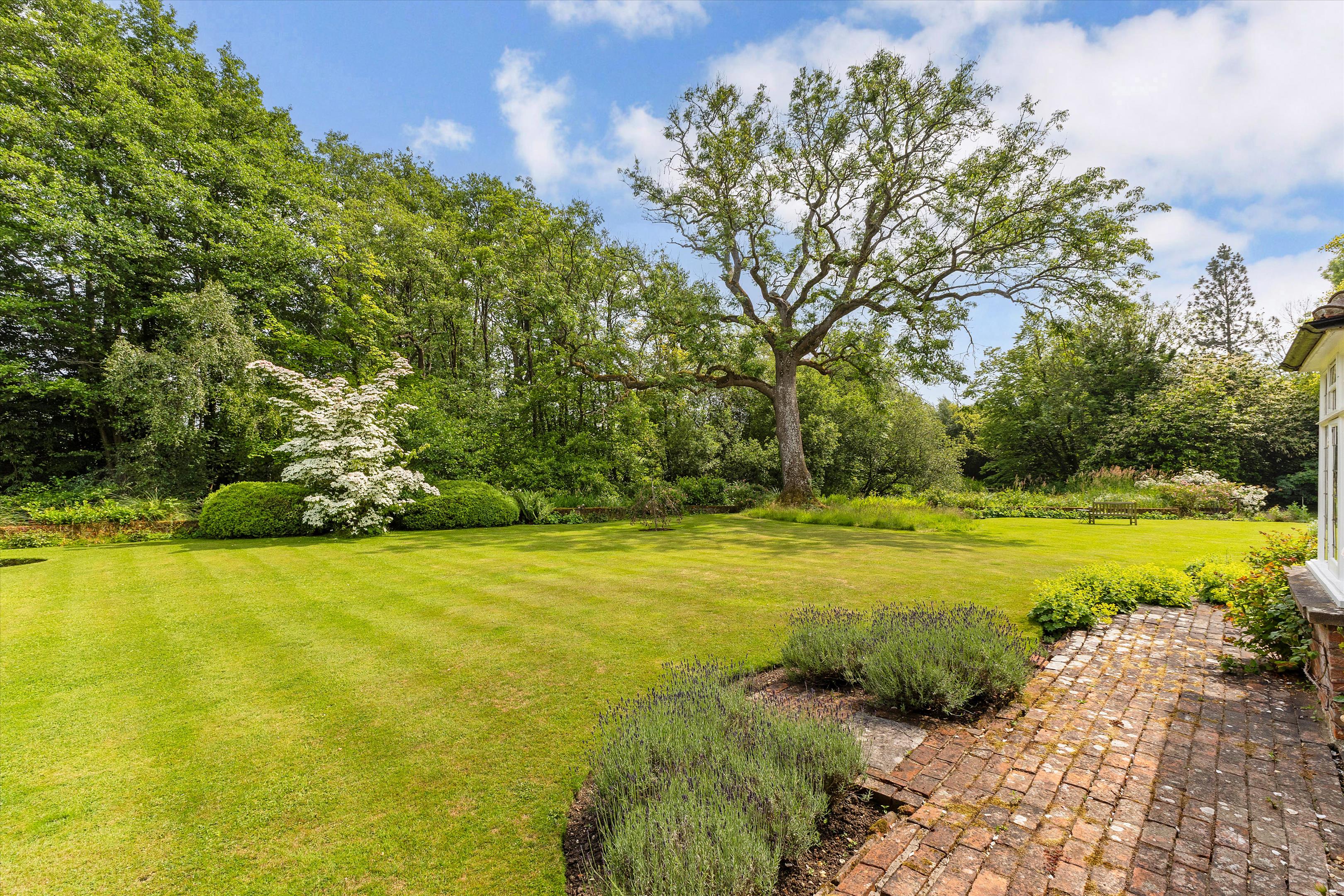 Greywell, Hampshire, RG29