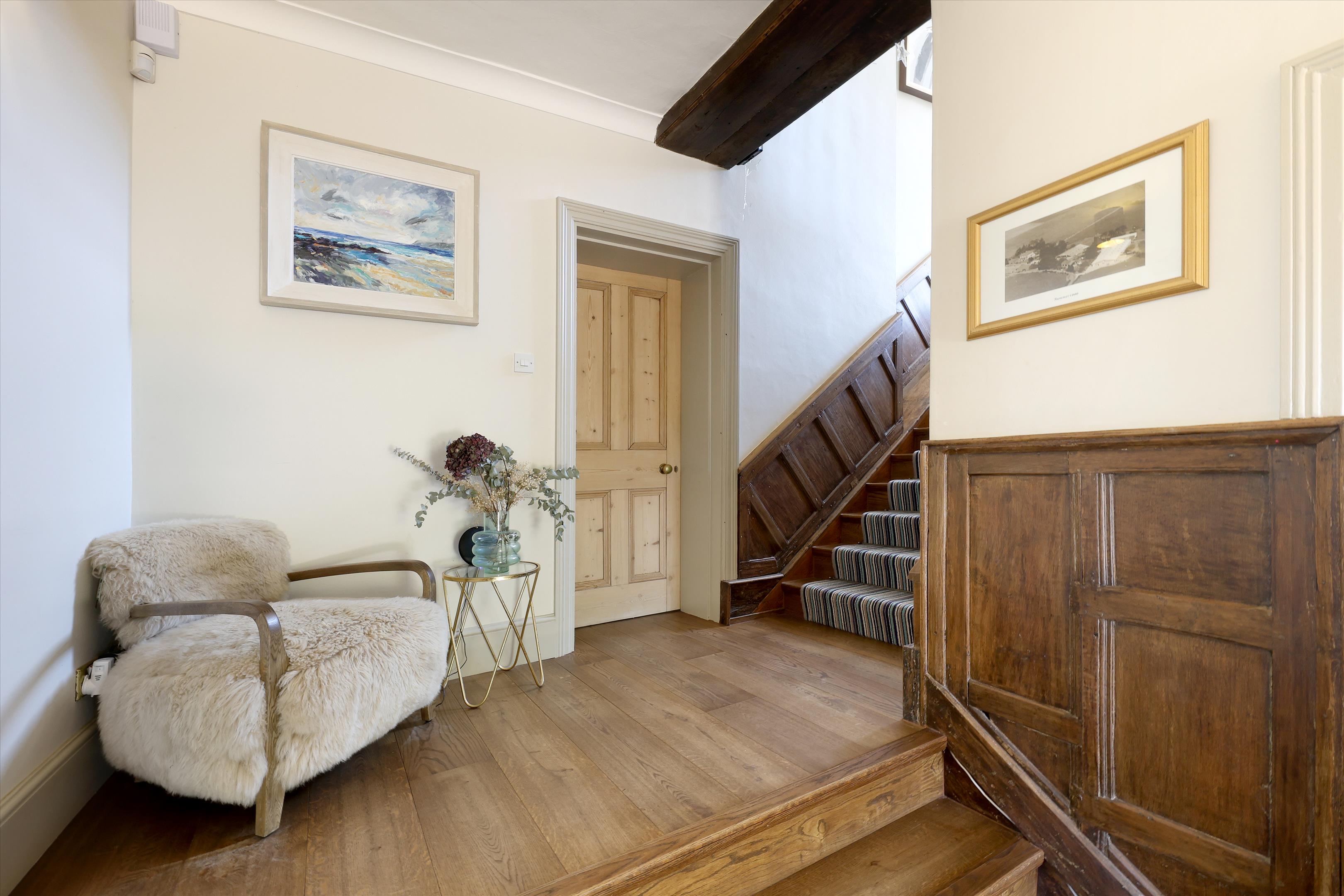 Montgomery's Farm House Crondall, Hampshire GU10 5HH.