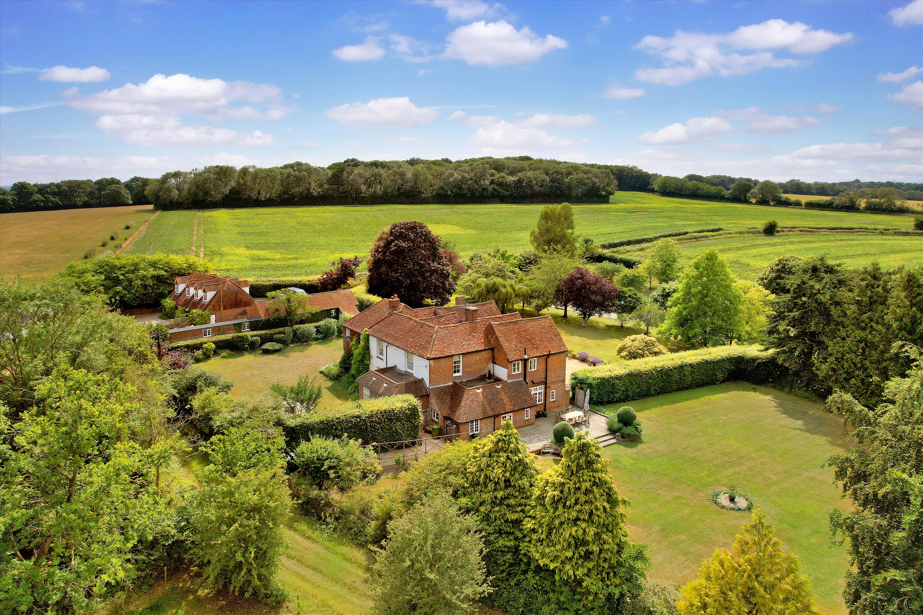 Montgomery's Farm House Crondall, Hampshire GU10 5HH.